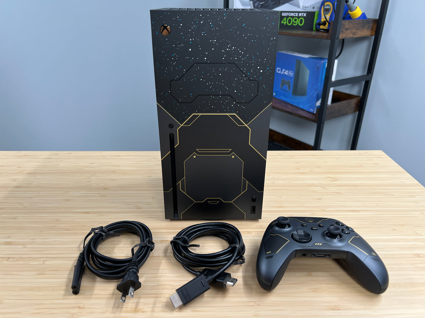 Halo Infinite Limited Edition Microsoft Xbox Series X Console CIB - Used