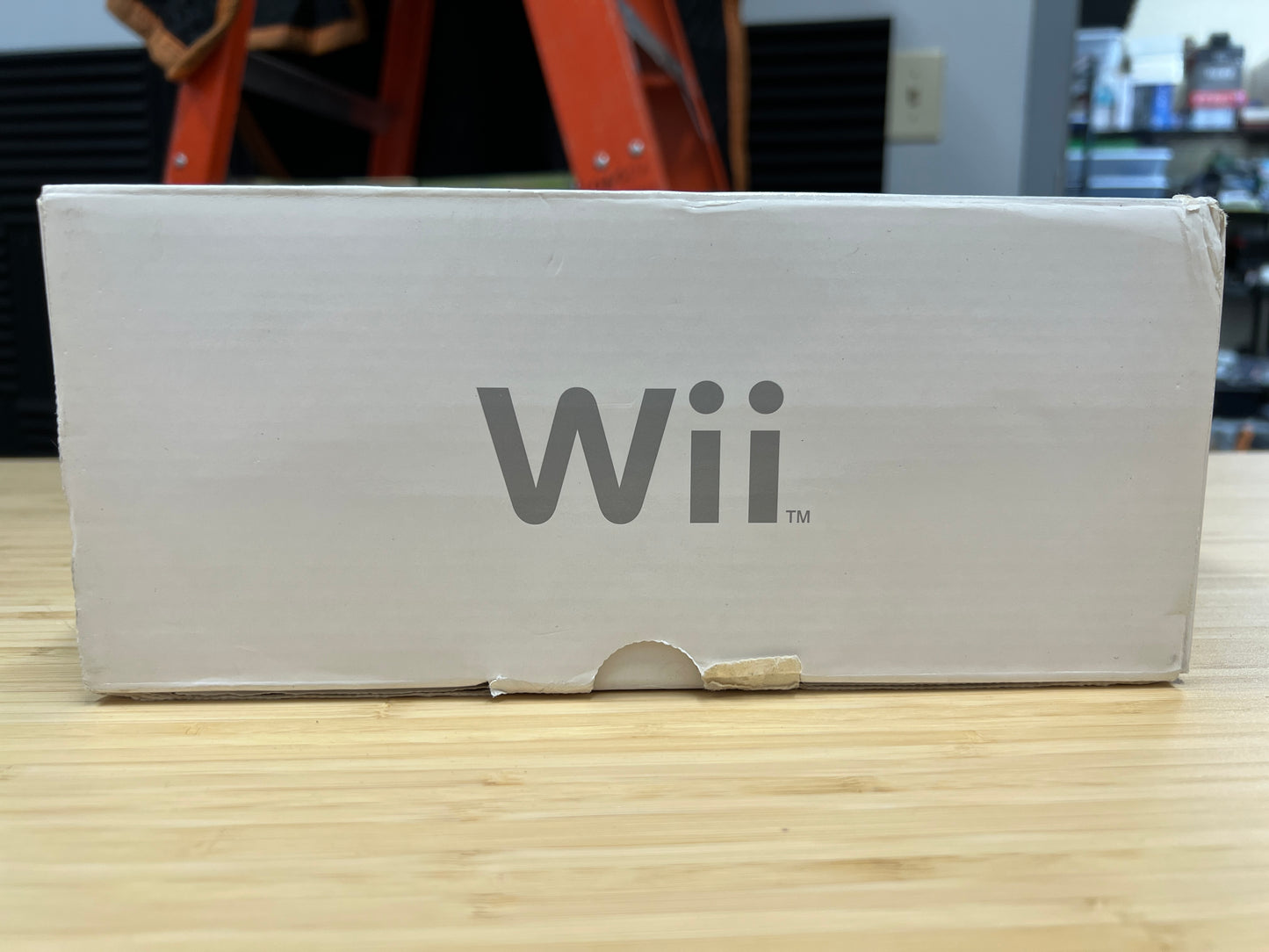 Nintendo Wii White Console w/ Controller, Cords, & Box (Used)