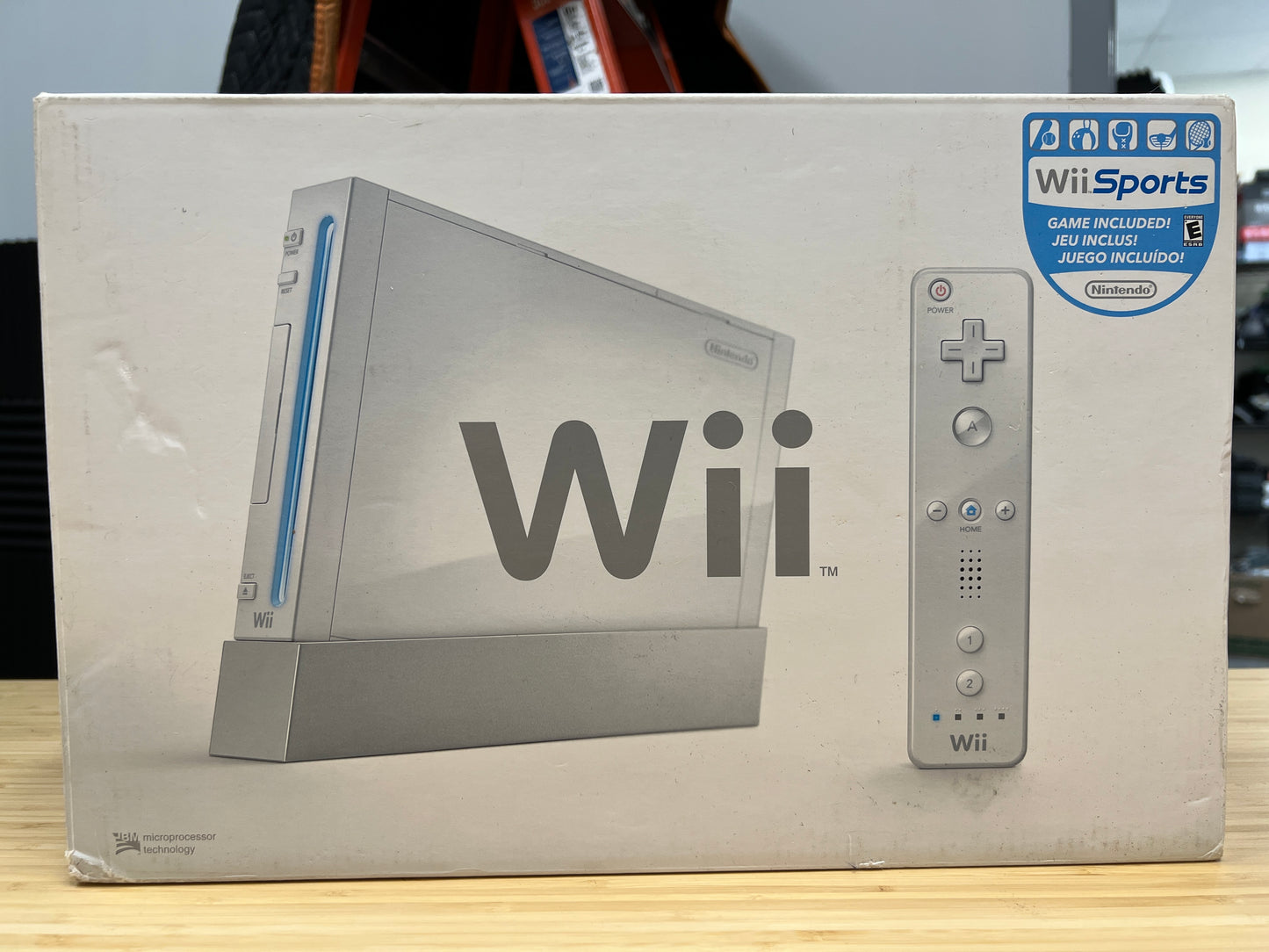 Nintendo Wii White Console w/ Controller, Cords, & Box (Used)