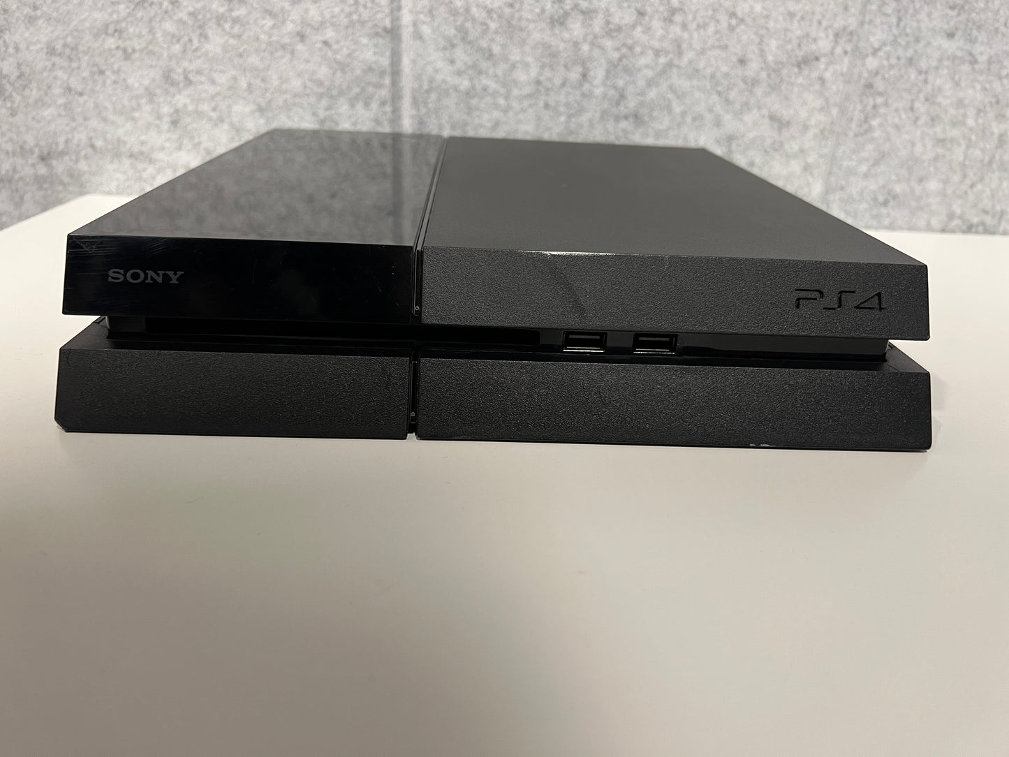Sony 500GB PlayStation 4 PS4 Console w/ Controller & Cords (Used)