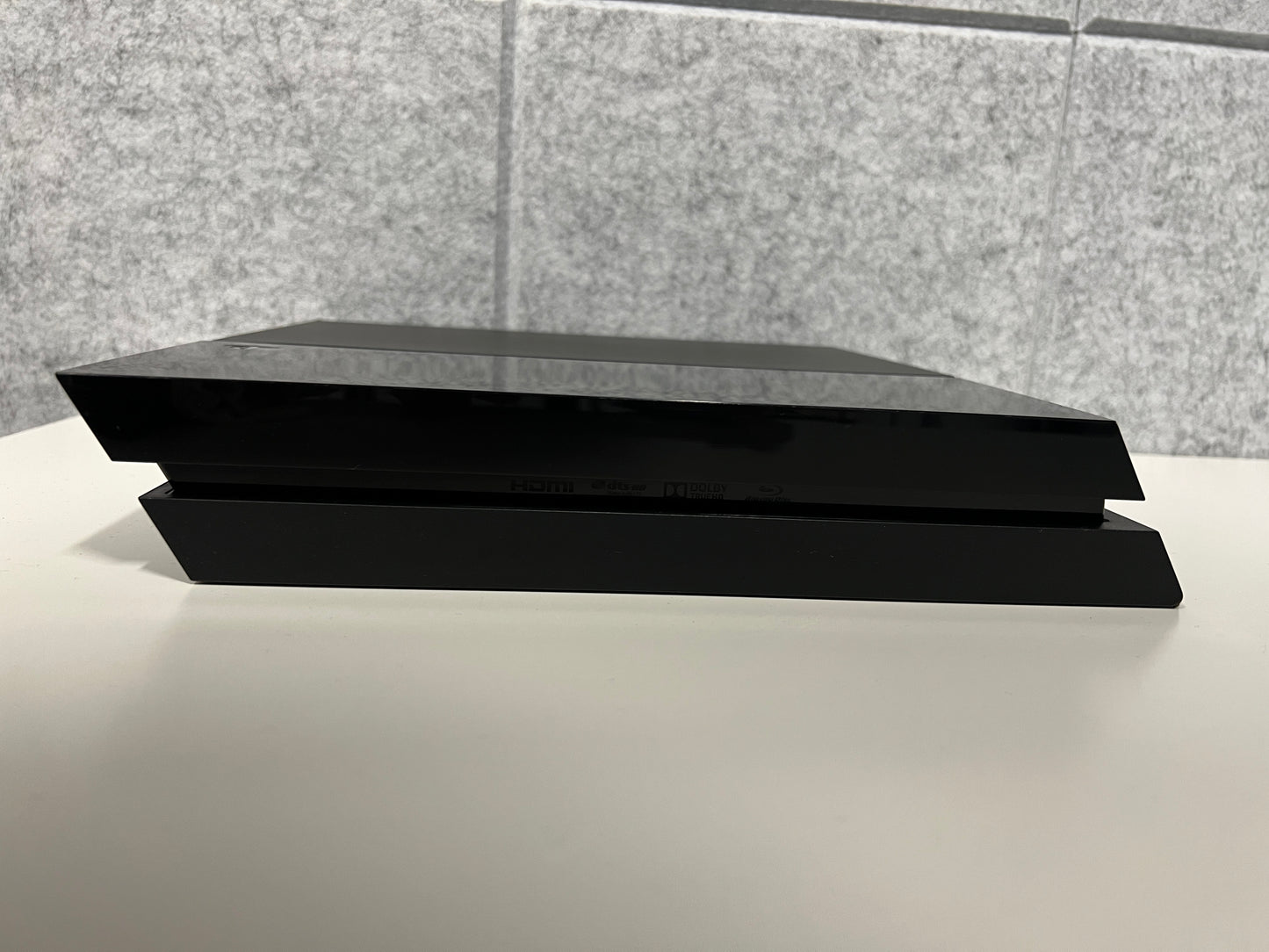 Sony 500GB PlayStation 4 PS4 Console w/ Controller & Cords (Used)