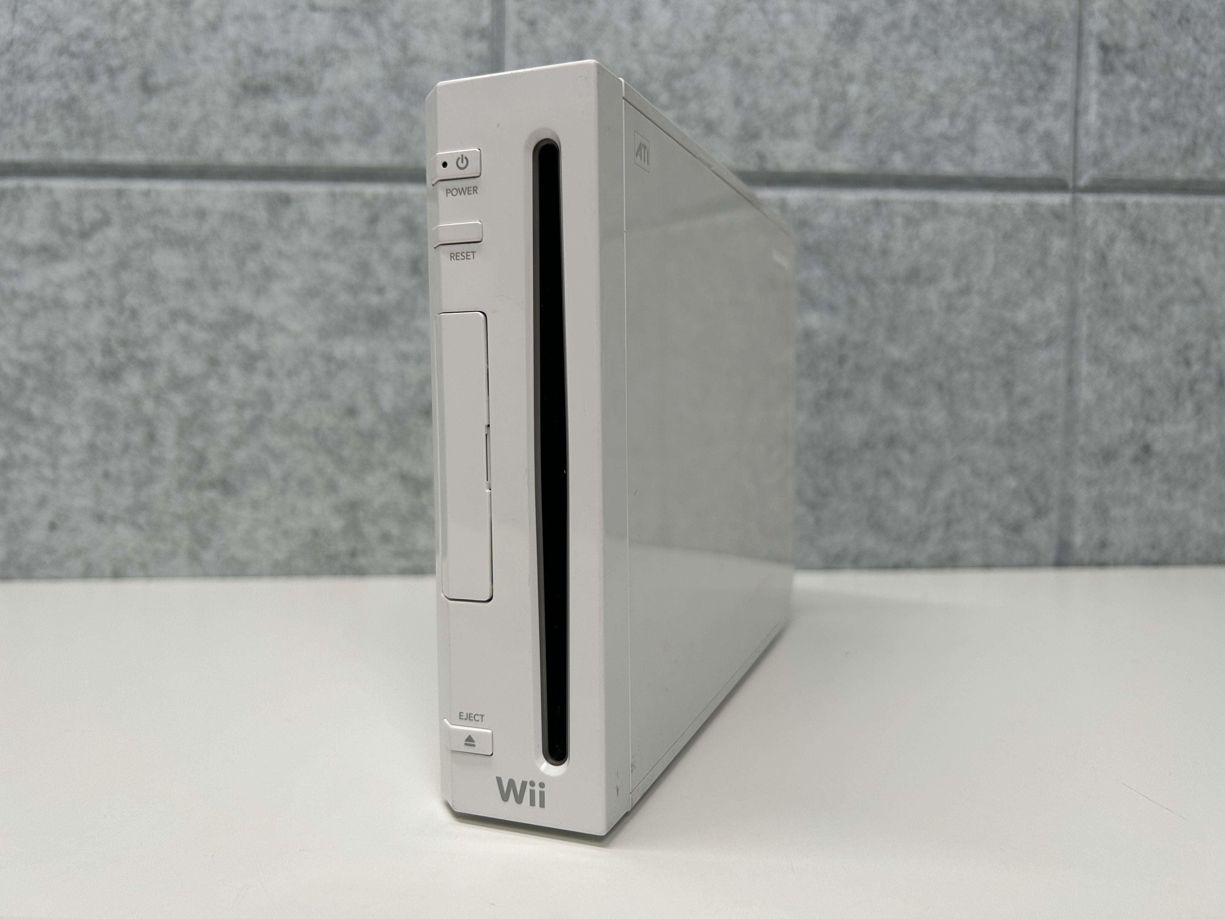 Nintendo Wii Console ONLY (Used) JROB GAMING