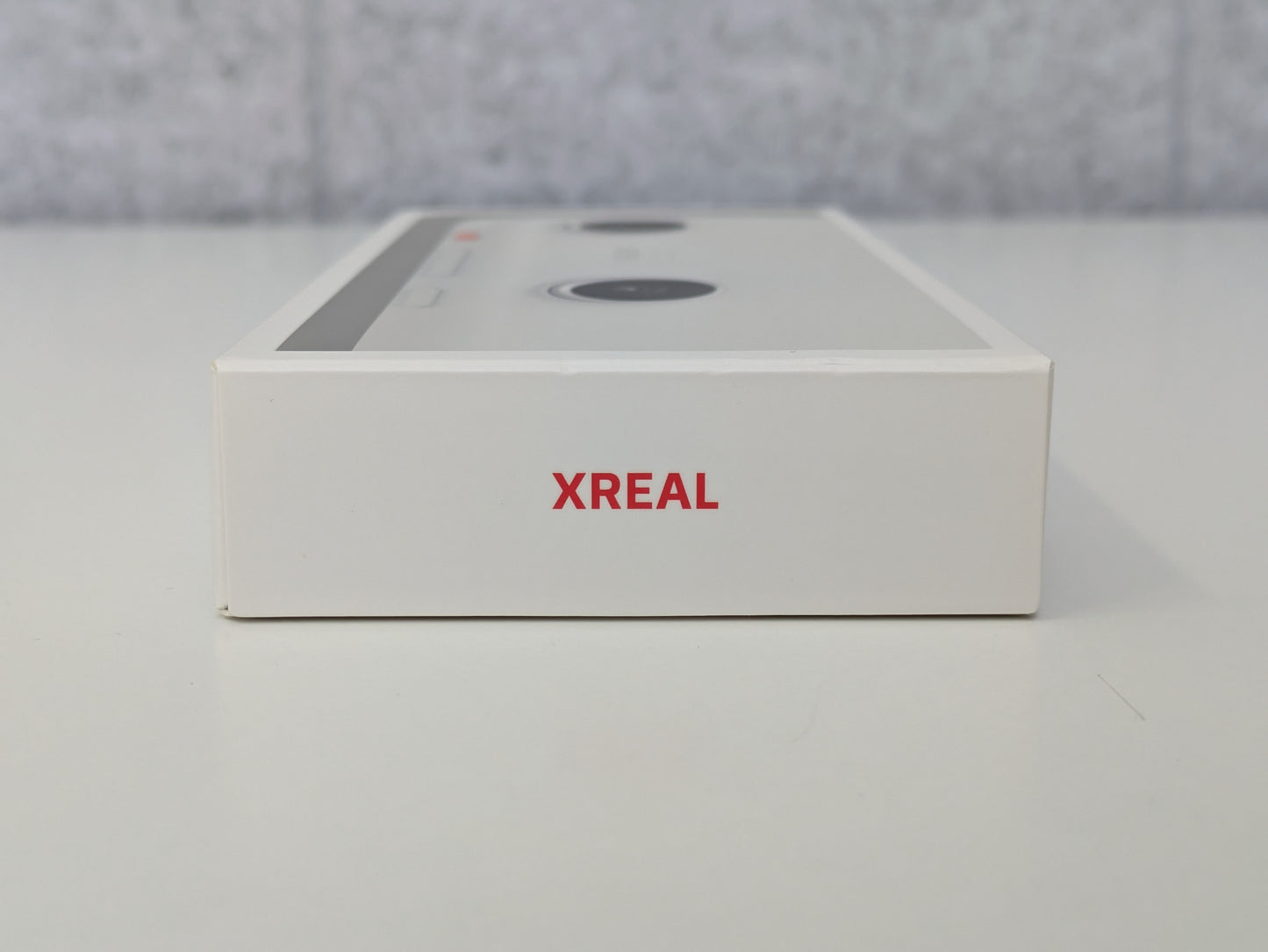 XREAL Air 2 Pro Smart Display Glasses w/ XREAL Beam Pro X4000 (White, 128GB, Unlocked) - USED