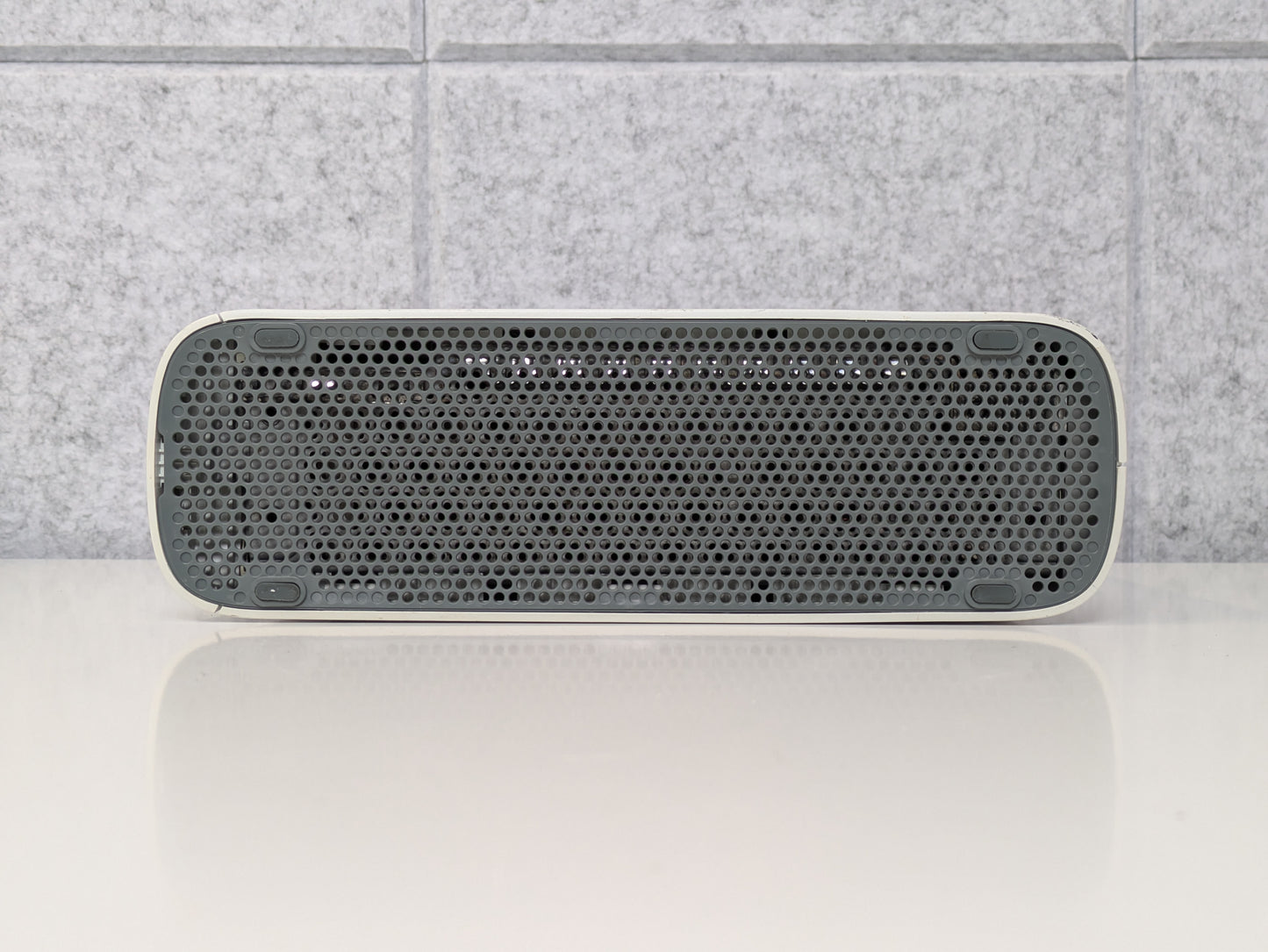 Microsoft Xbox 360 - Console Only - NO HDD - White - USED