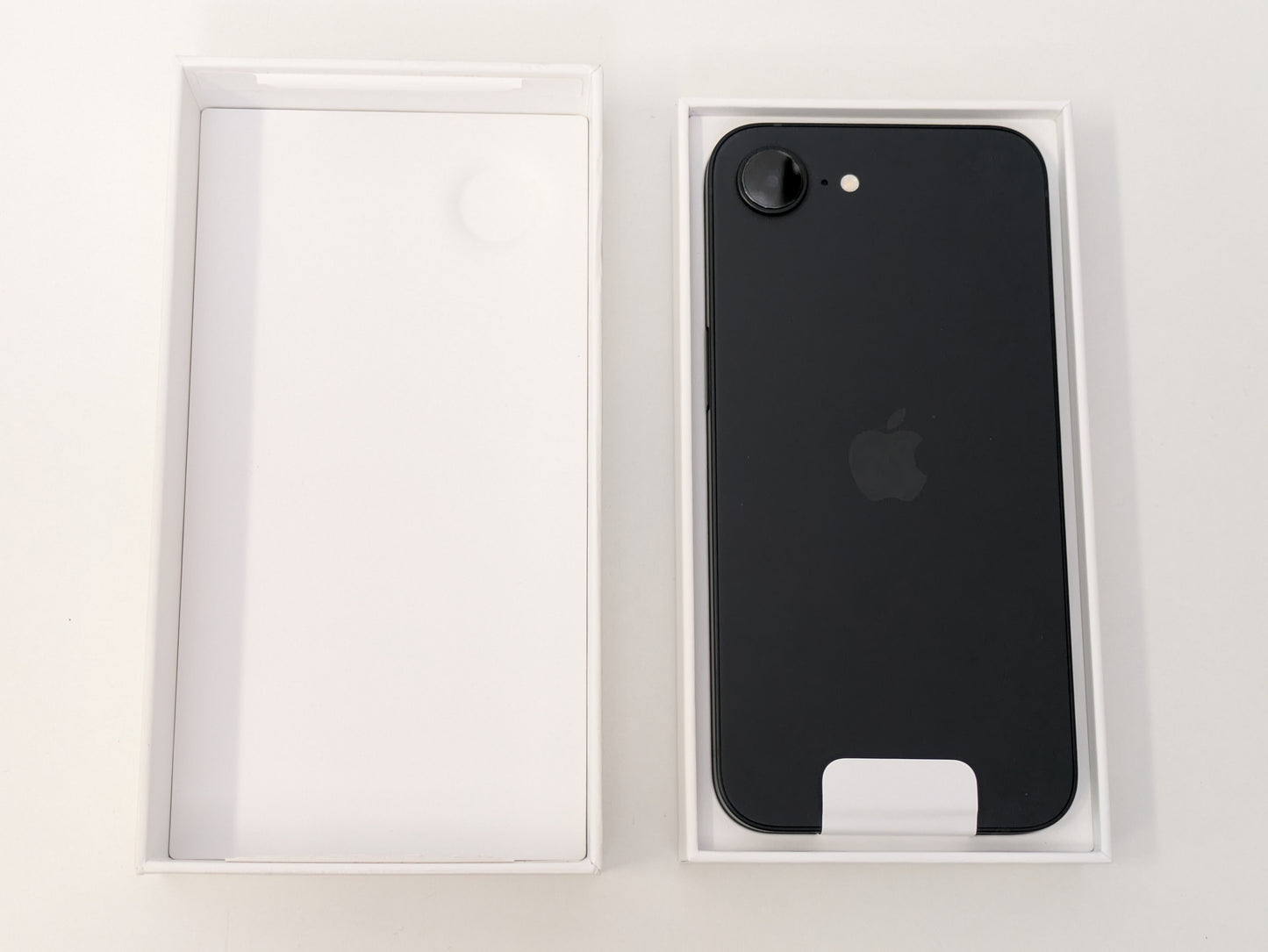 Apple iPhone 16e - 128GB - Black - T-Mobile - USED, LIKE NEW IN BOX w/ USB-C Charging Cable
