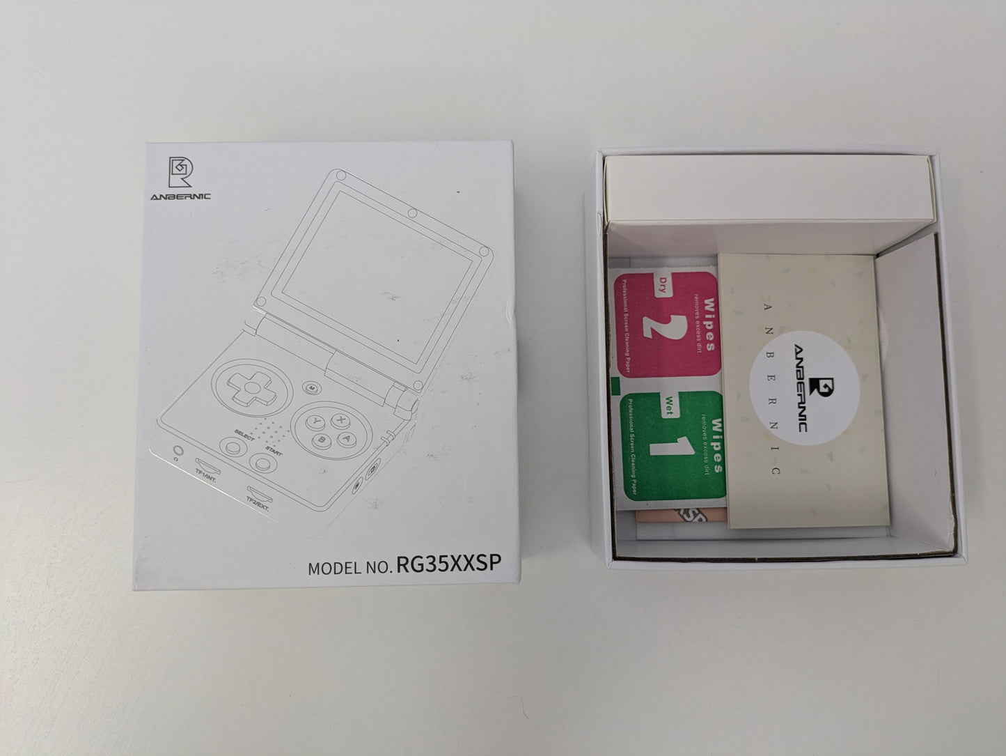 Anbernic RG35XXSP (DMG Gray) w/ 64GB microSD card - GBA SP emulator console - USED LIKE NEW