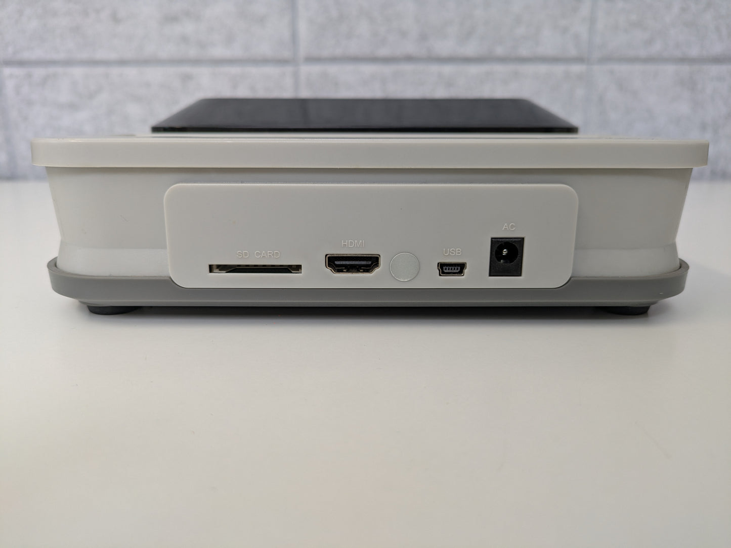 Hyperkin Retron 5 - AS-IS