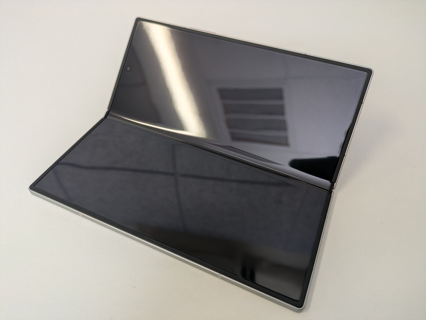 Samsung Galaxy Z Fold7 - 256GB - Silver Shadow - Unlocked - Great Condition