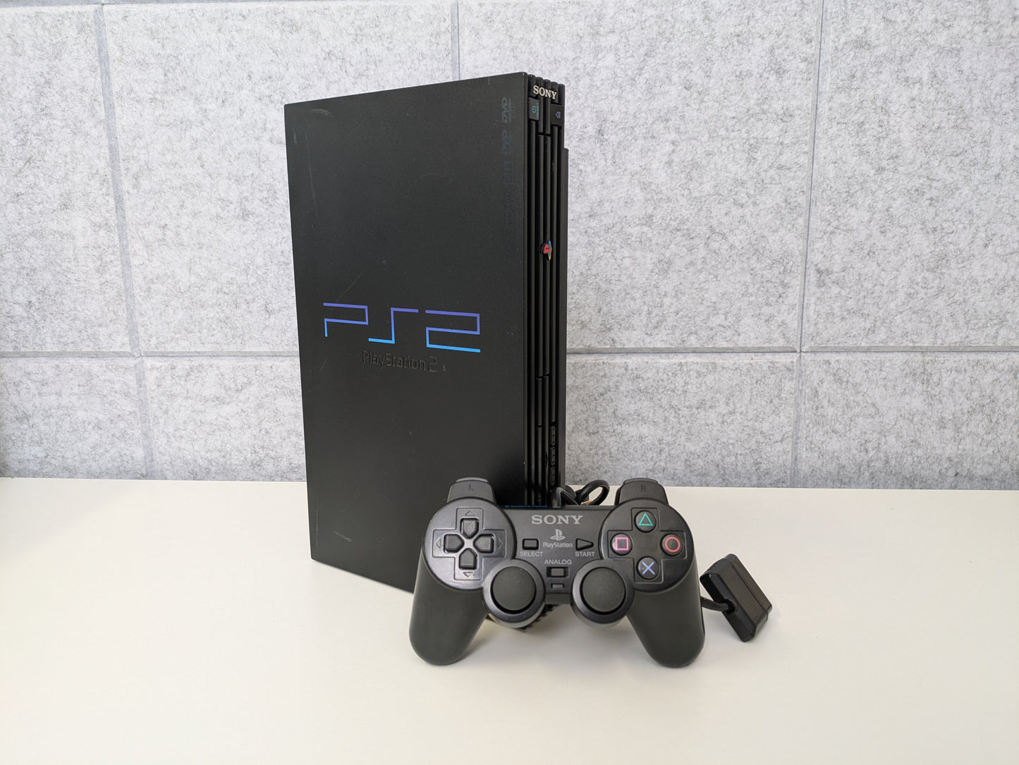 Sony Playstation 2 PS2 w/ controller - Black - USED