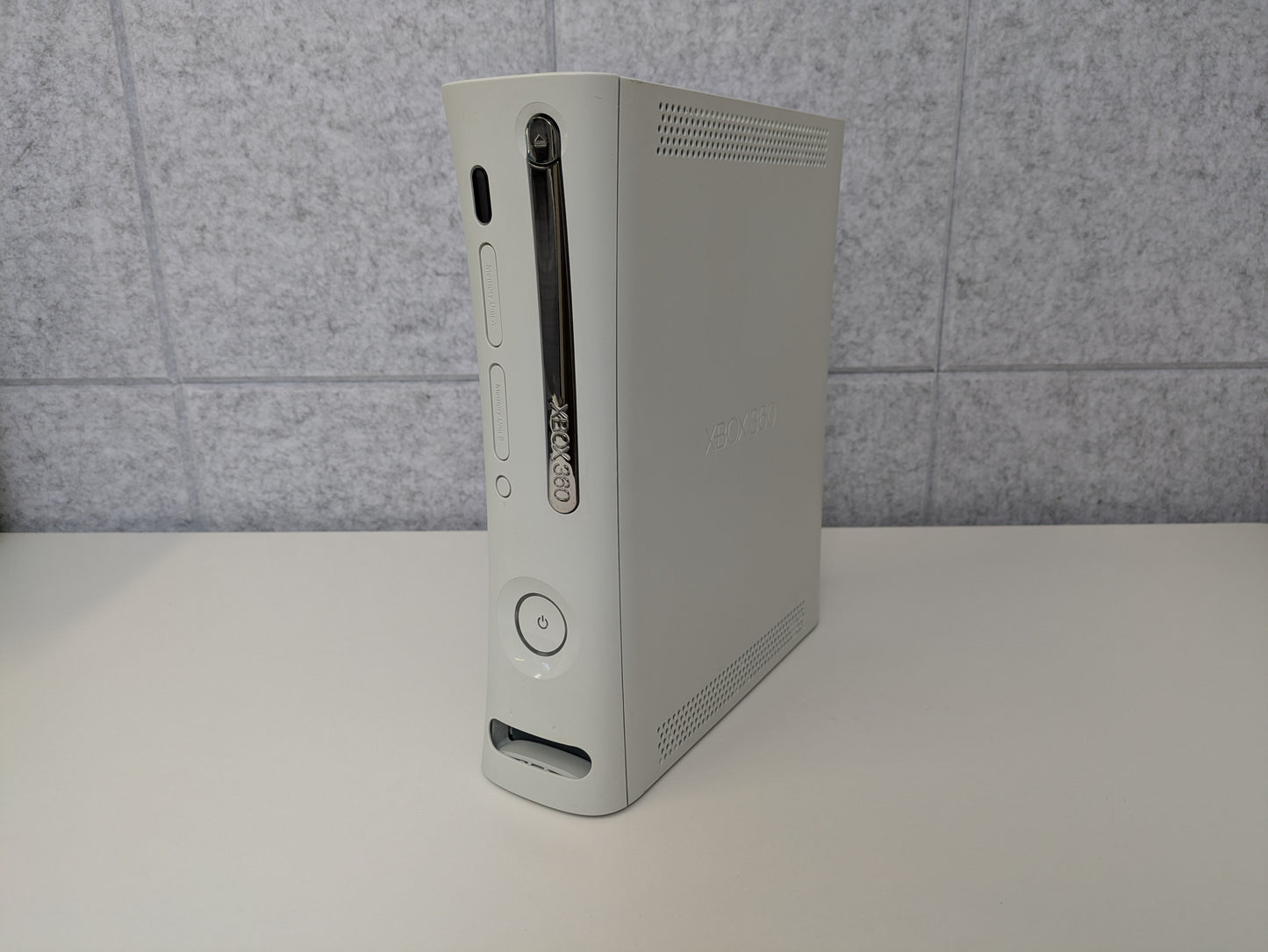 Microsoft Xbox 360 Falcon CONSOLE ONLY - AS-IS