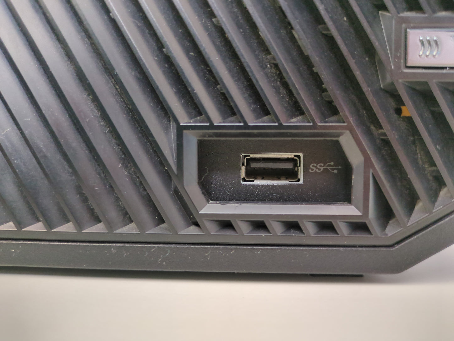 Microsoft Xbox One 500GB w/ power brick - Used