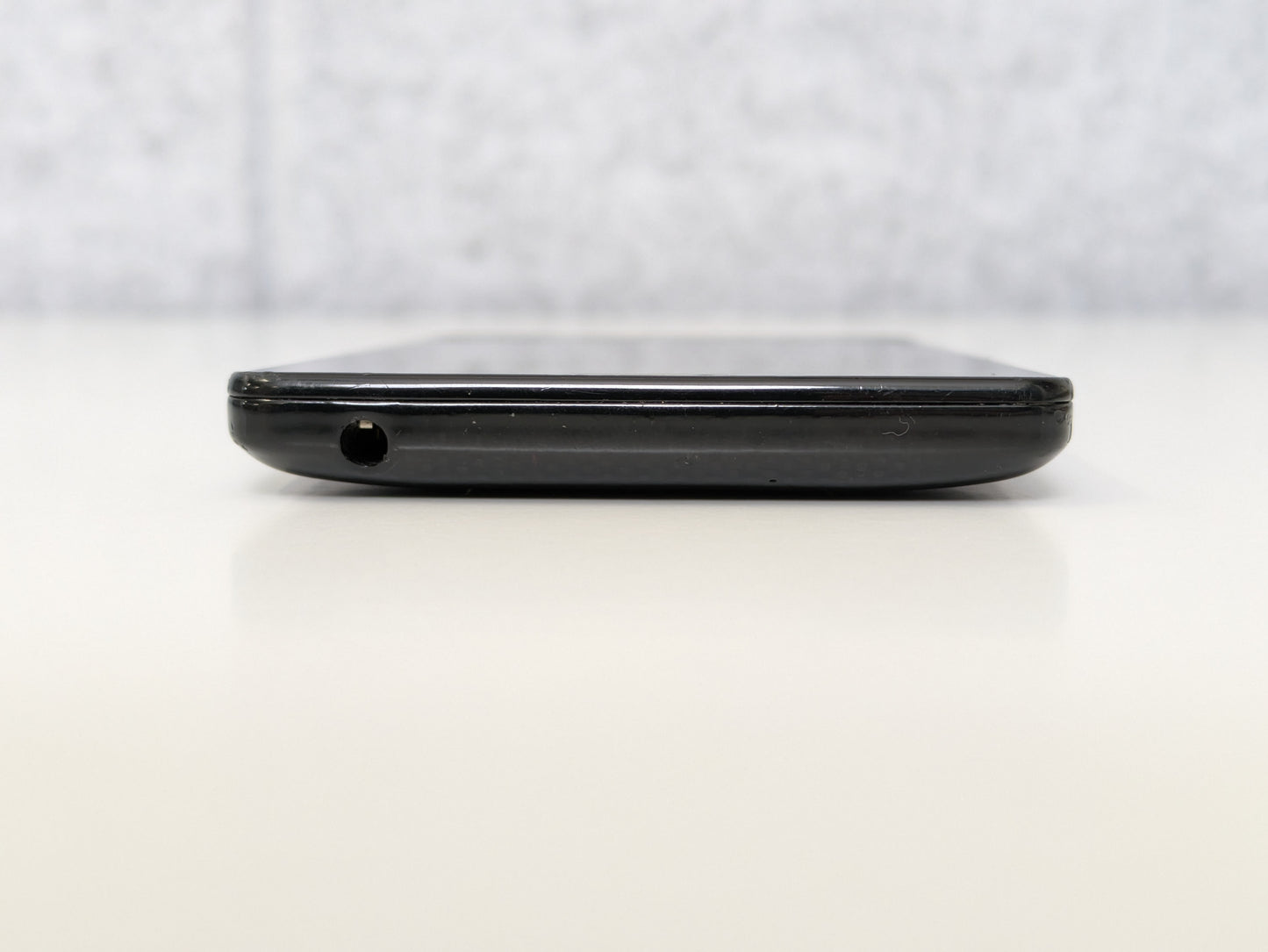 Motorola Droid Ultra - 16GB - Black - Verizon - USED