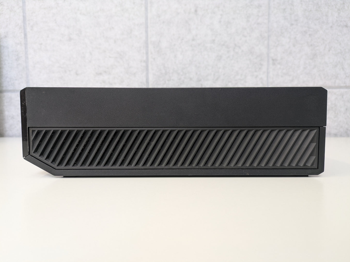 Microsoft Xbox One 500GB w/ power brick - Used