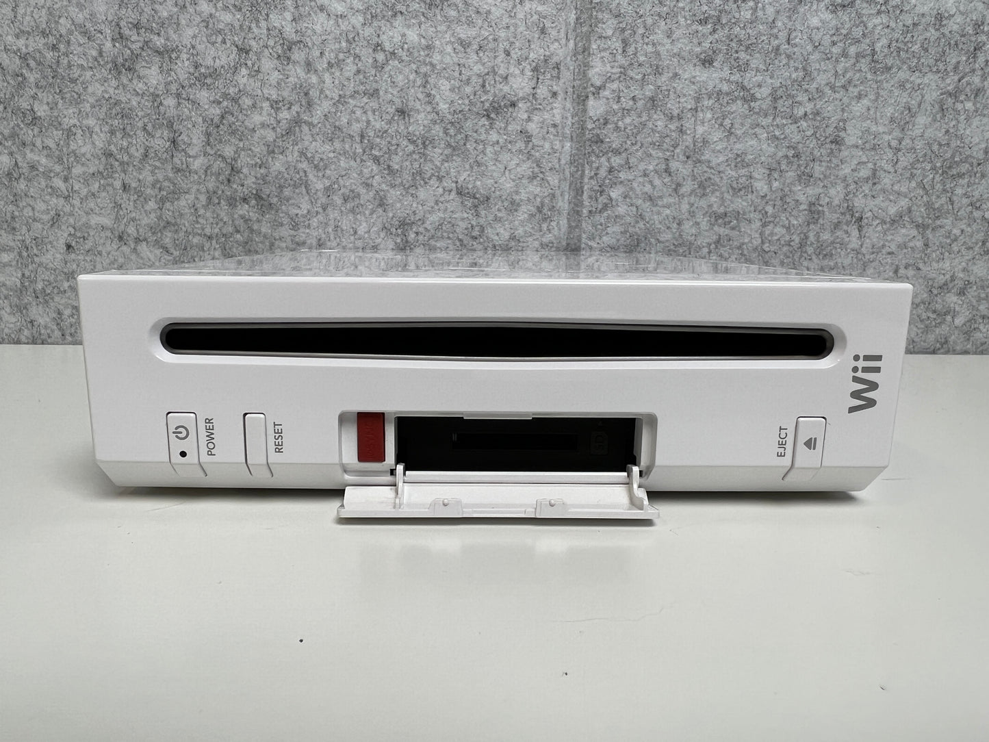 Nintendo Wii White Console ONLY (Broken Disc Drive)