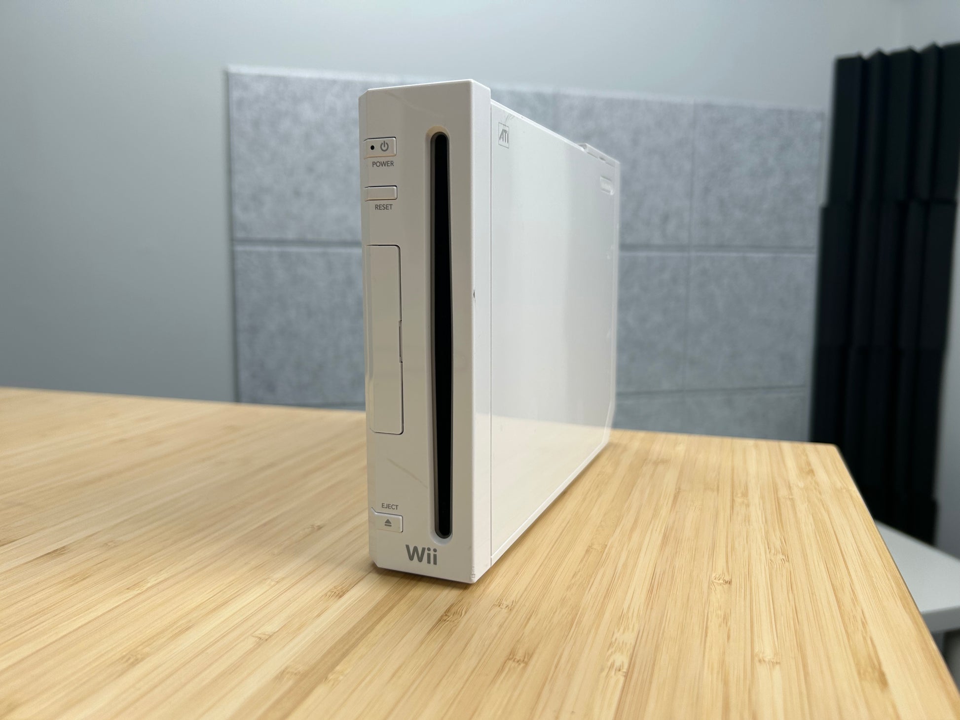 Nintendo Wii Console ONLY (Used) JROB GAMING