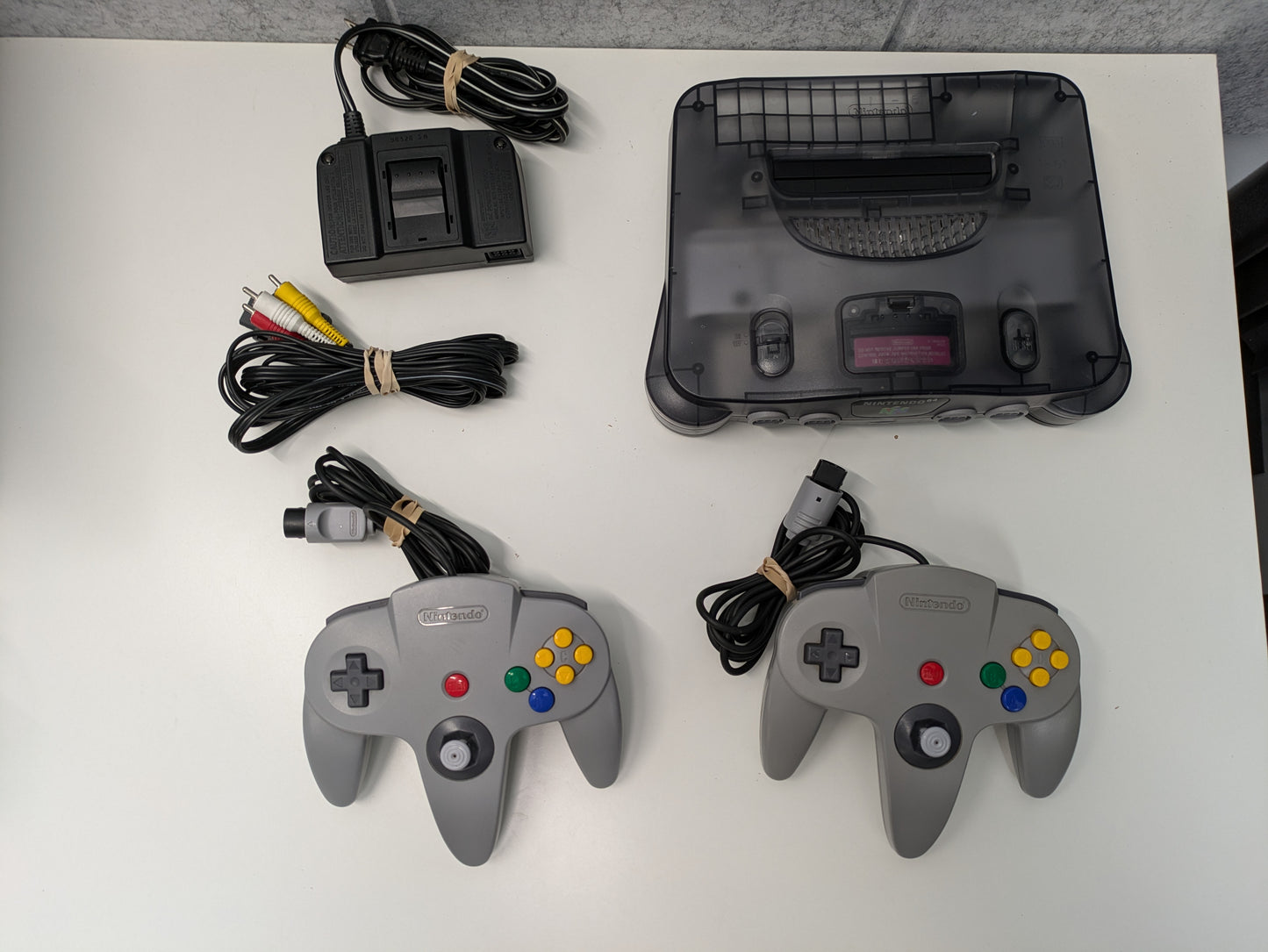 Nintendo 64 N64 Smoke Gray Console w/ Controllers & Cables - USED