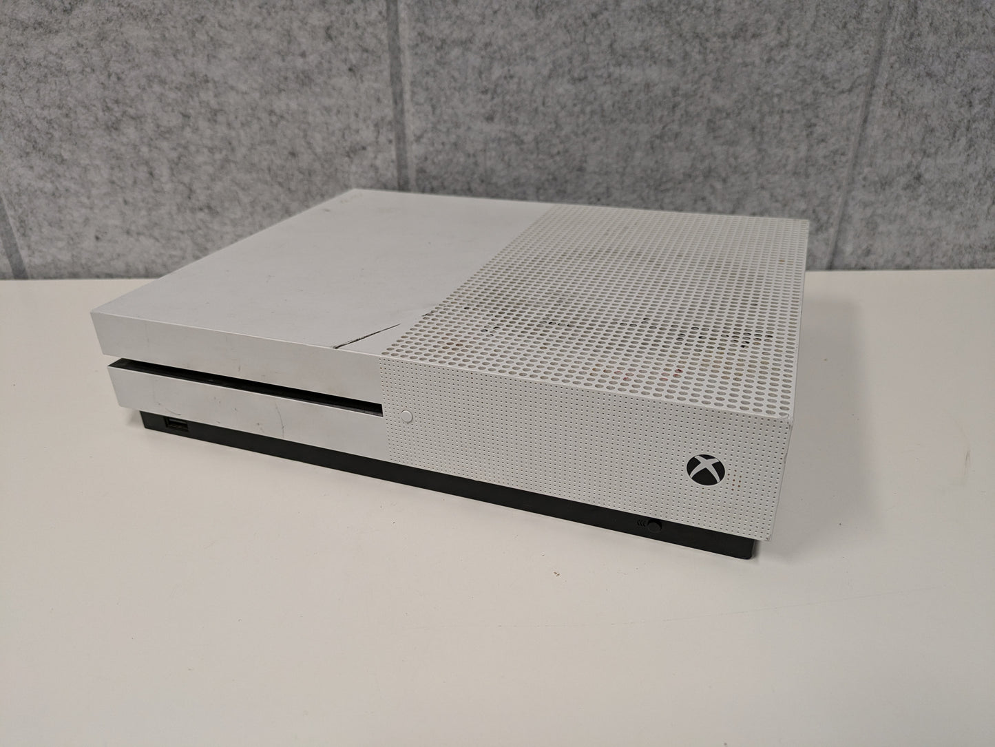 Microsoft 1TB Xbox One S Console ONLY - AS-IS (HMH 67)