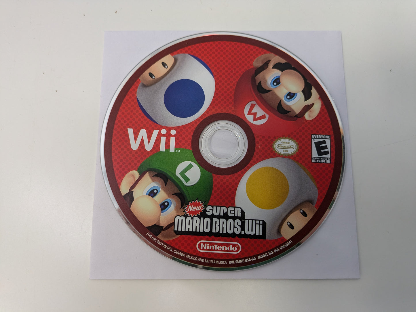 New Super Mario Bros Wii (Nintendo Wii) Game ONLY - USED