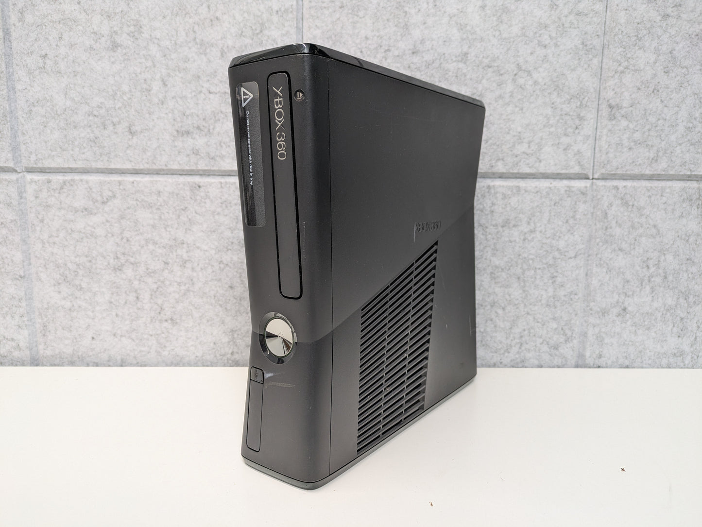 Microsoft 250GB Xbox 360 Slim Console ONLY - USED (HMH 157)