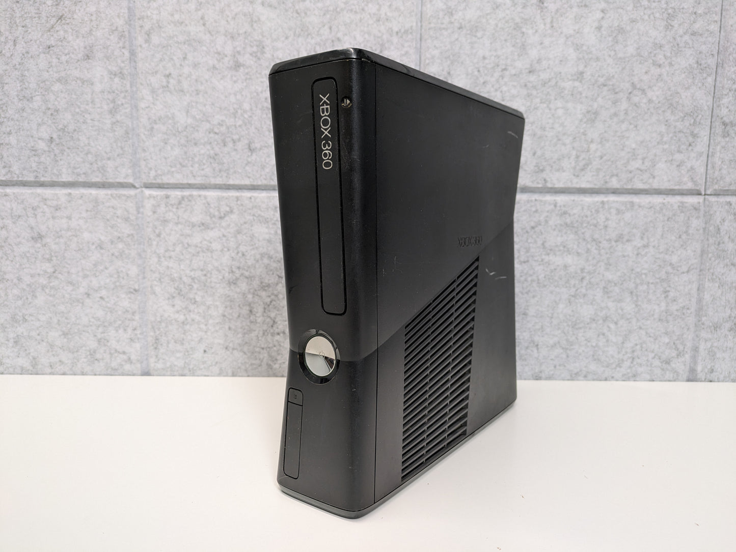 Microsoft Xbox 360 Slim Console ONLY - USED (HMH 190)