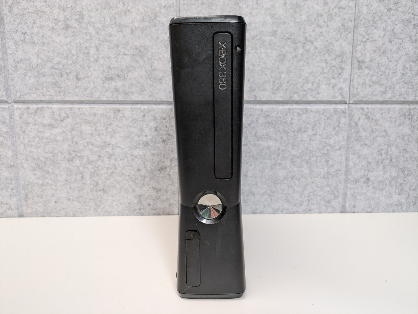 Microsoft Xbox 360 Slim Console ONLY - USED (HMH 190)