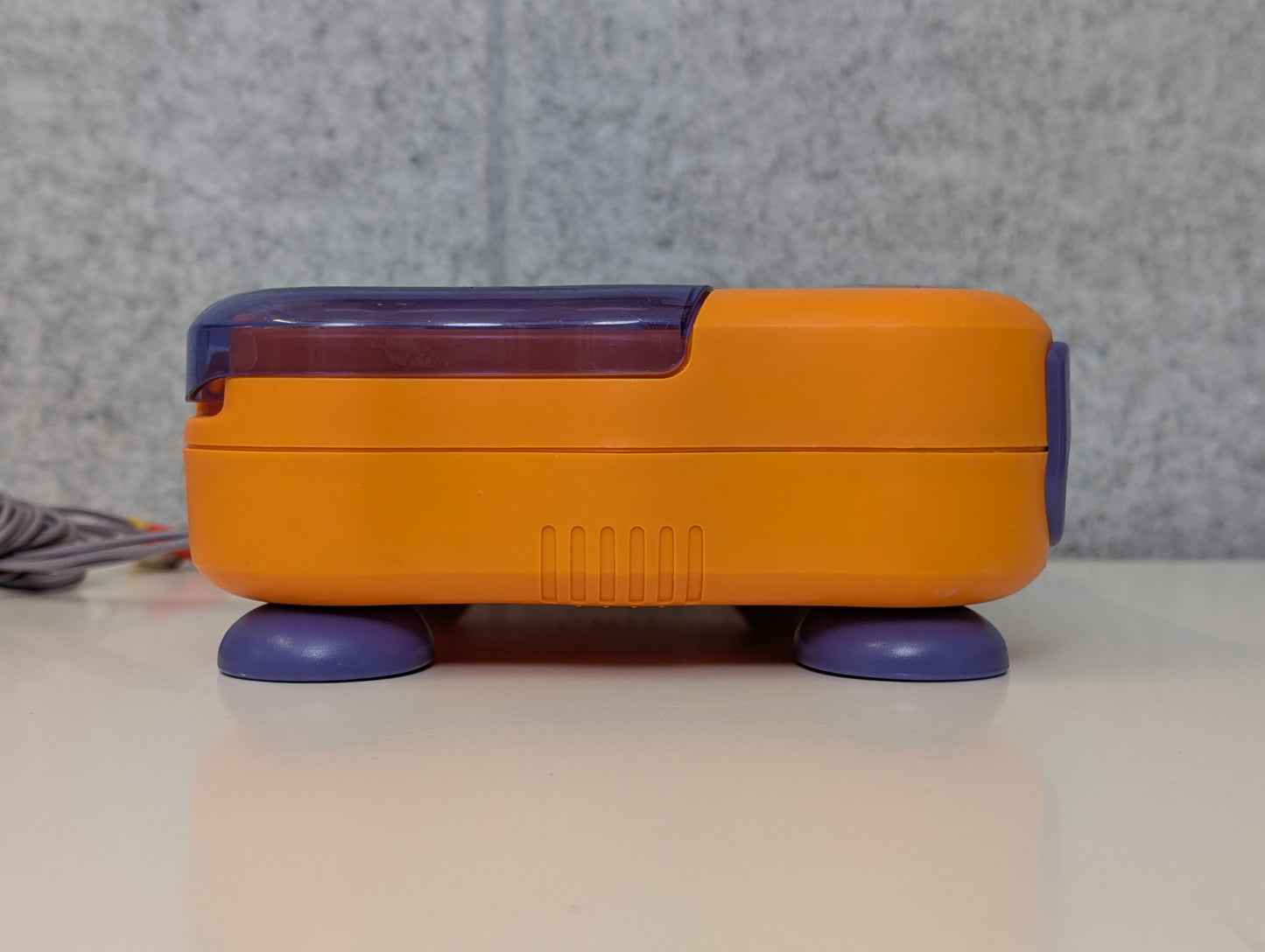 V-tech V.Smile TV Learning System w/ 12 games - Orange - USED