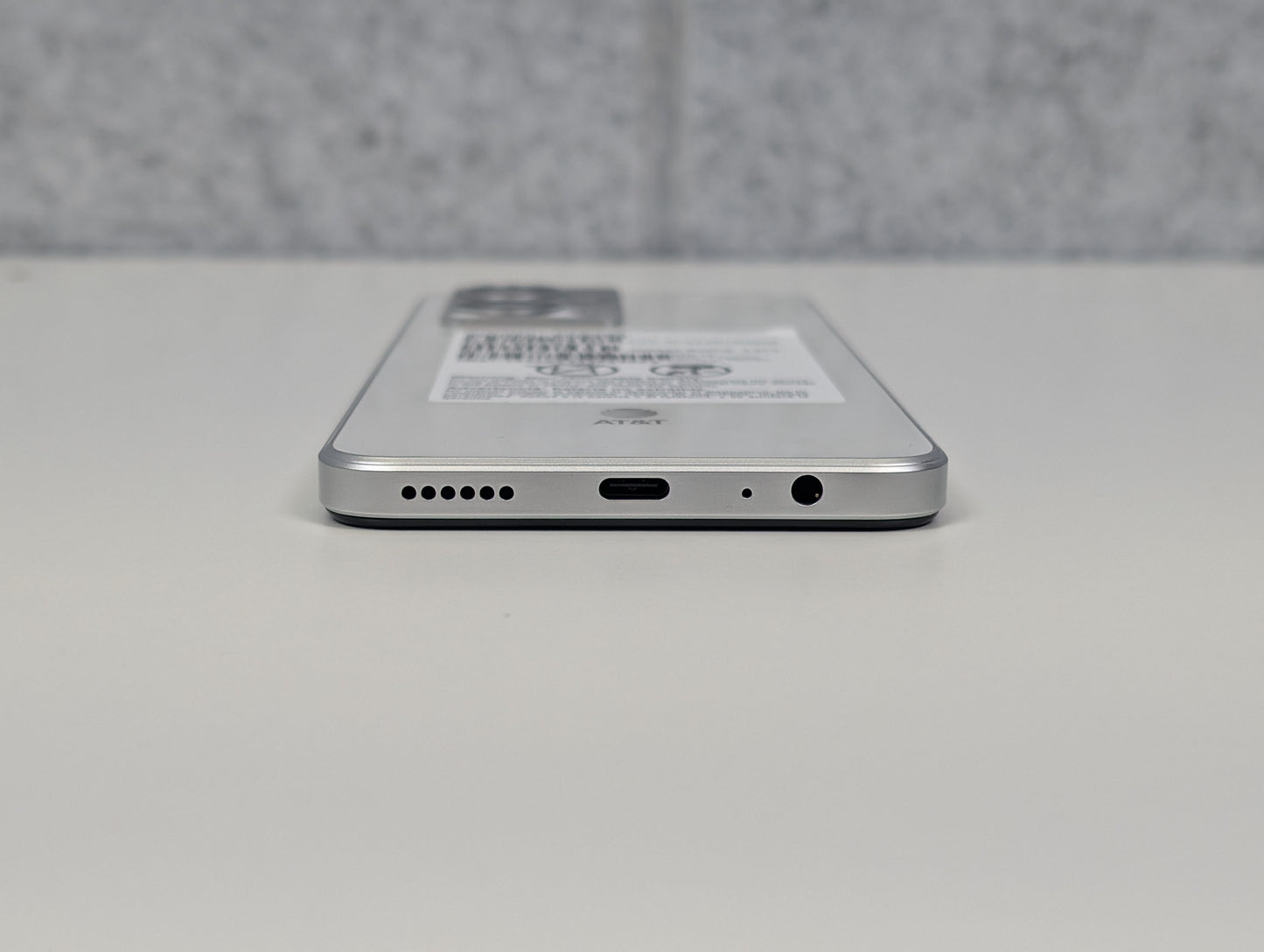 AT&T Motivate Pro 5G - 128GB - White - USED