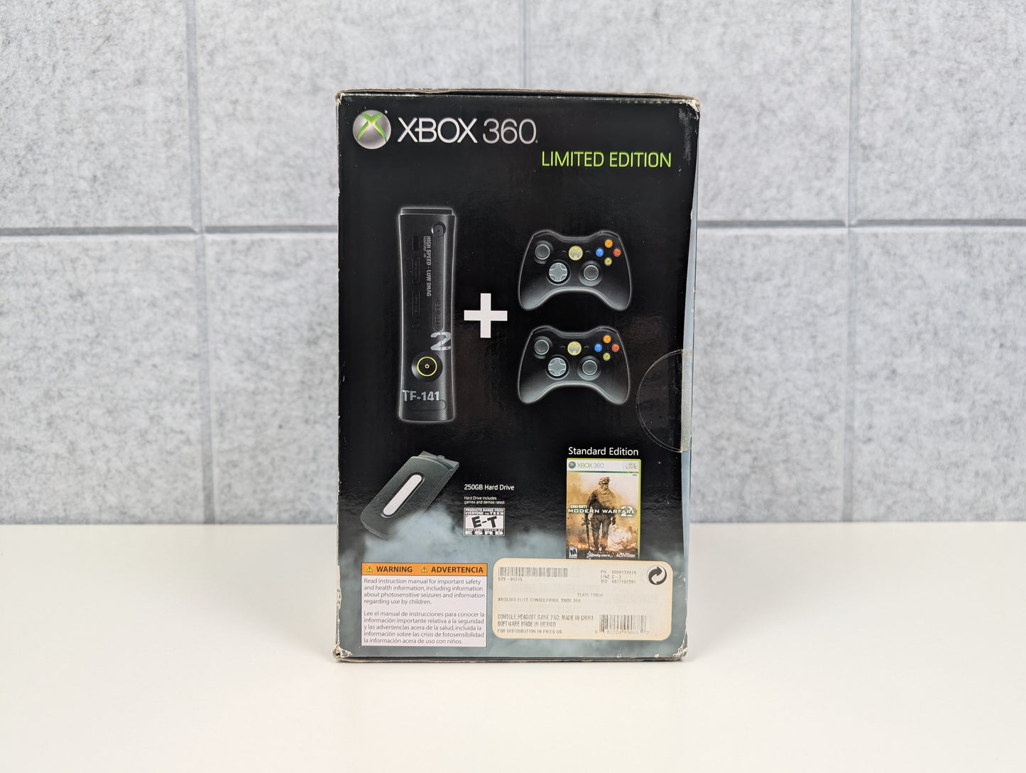 Microsoft Xbox 360 IN BOX - 250GB - Call of Duty: Modern Warfare 2 Ltd. Ed. - USED