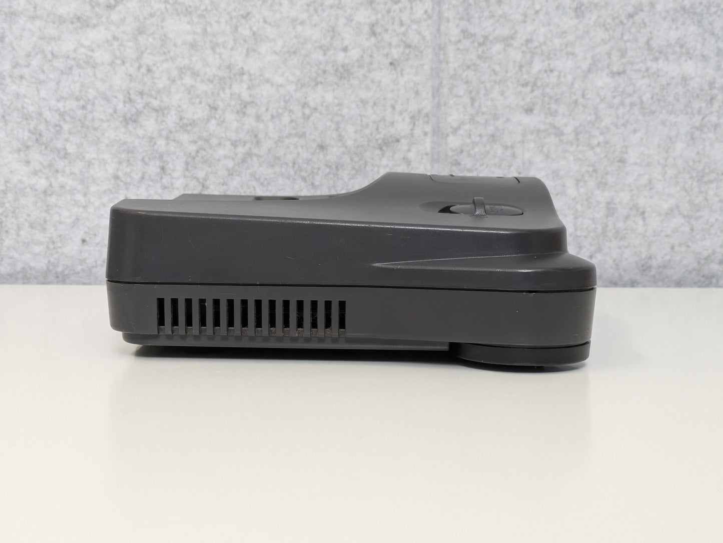 Nintendo 64 N64 w/ accessories - USED