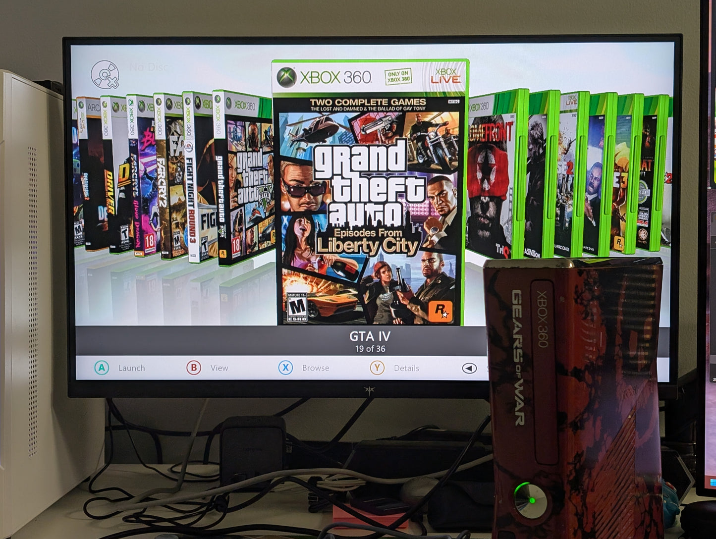 Microsoft Xbox 360 S (w/ MODDED USB) - Gears of War Edition - 320GB - USED