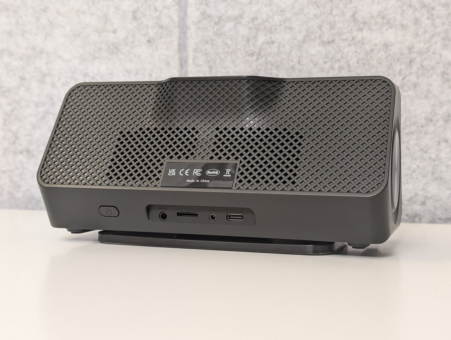 CarPlay/Android Auto Smart Screen Speaker - USED