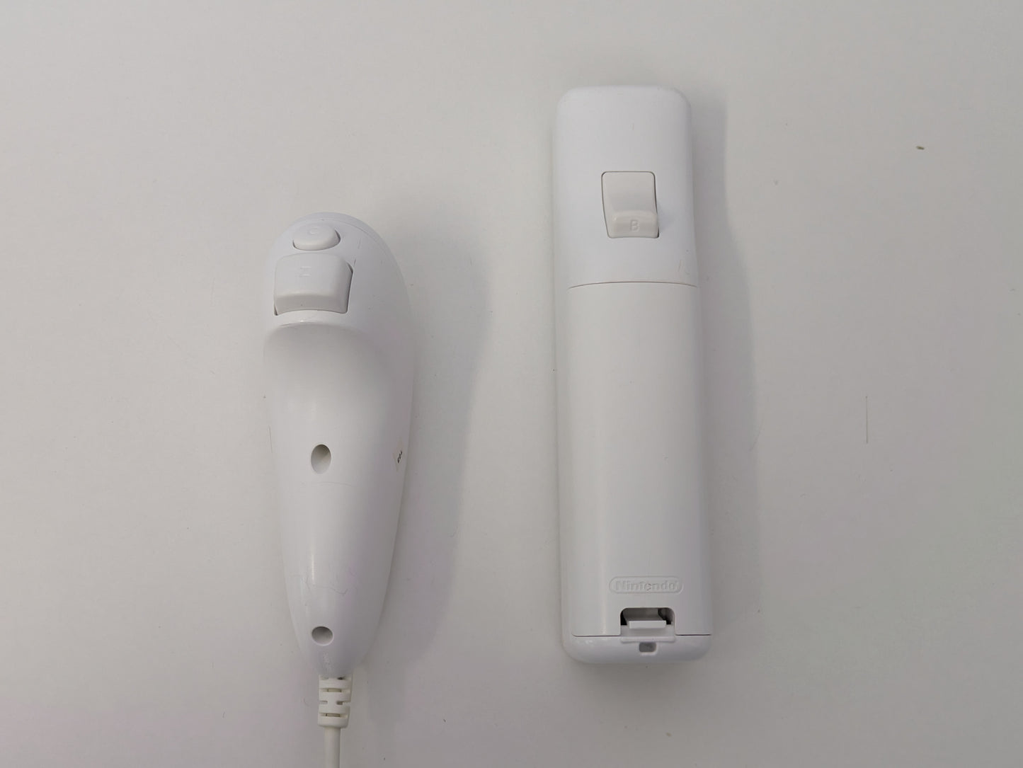 Nintendo Wii White Console (RVL-001) - COMPLETE - GameStop Refurbished - Used