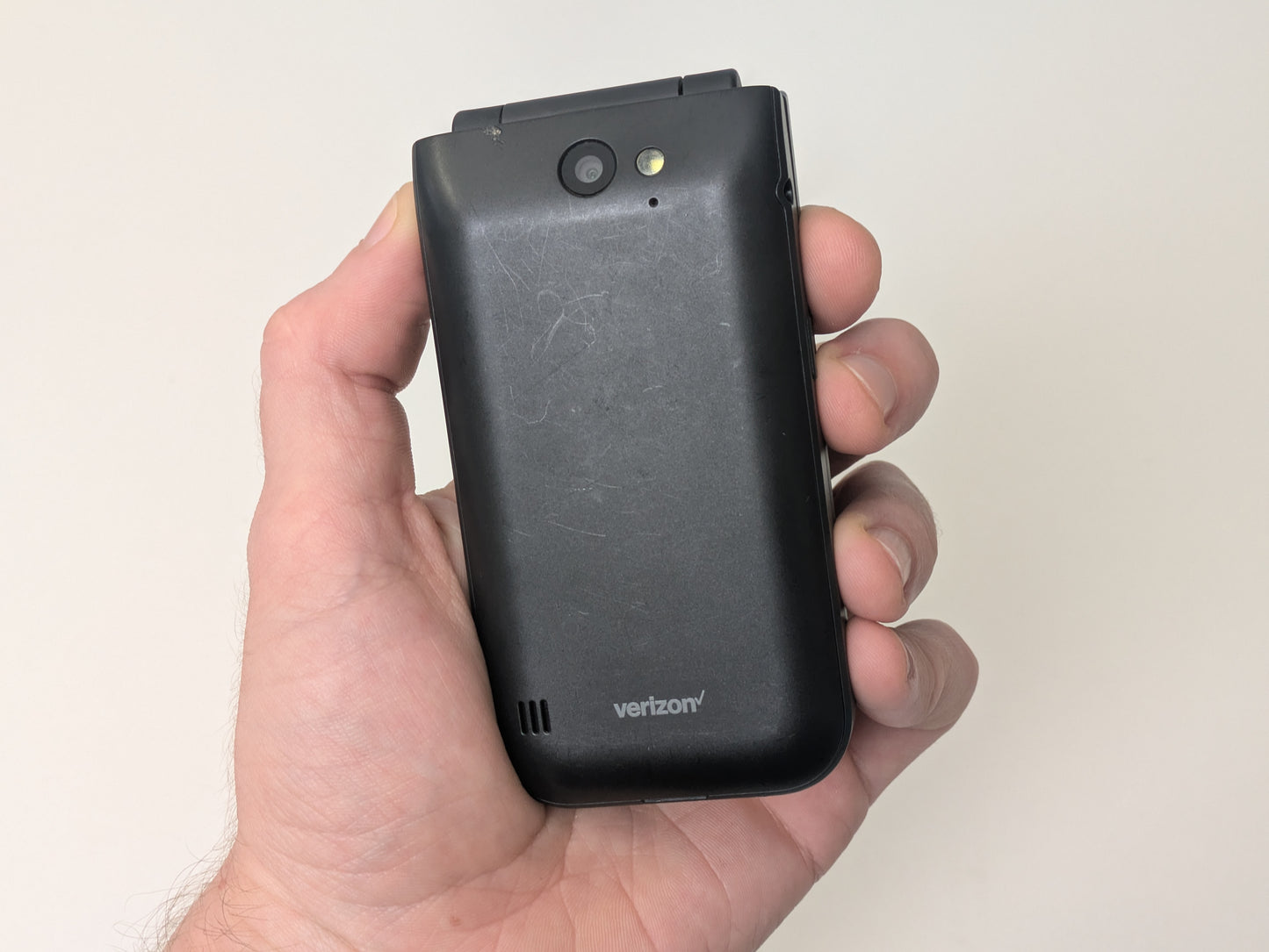 Nokia 2720 V Flip - 4GB - Gray - Verizon - USED