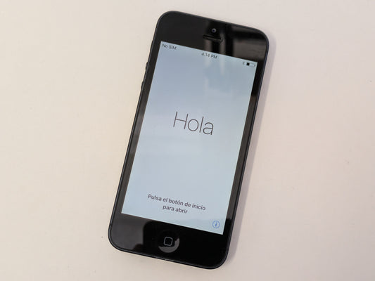 iPhone 5 A1428 (Network Locked to AT&T) - 16GB - Slate Black - USED