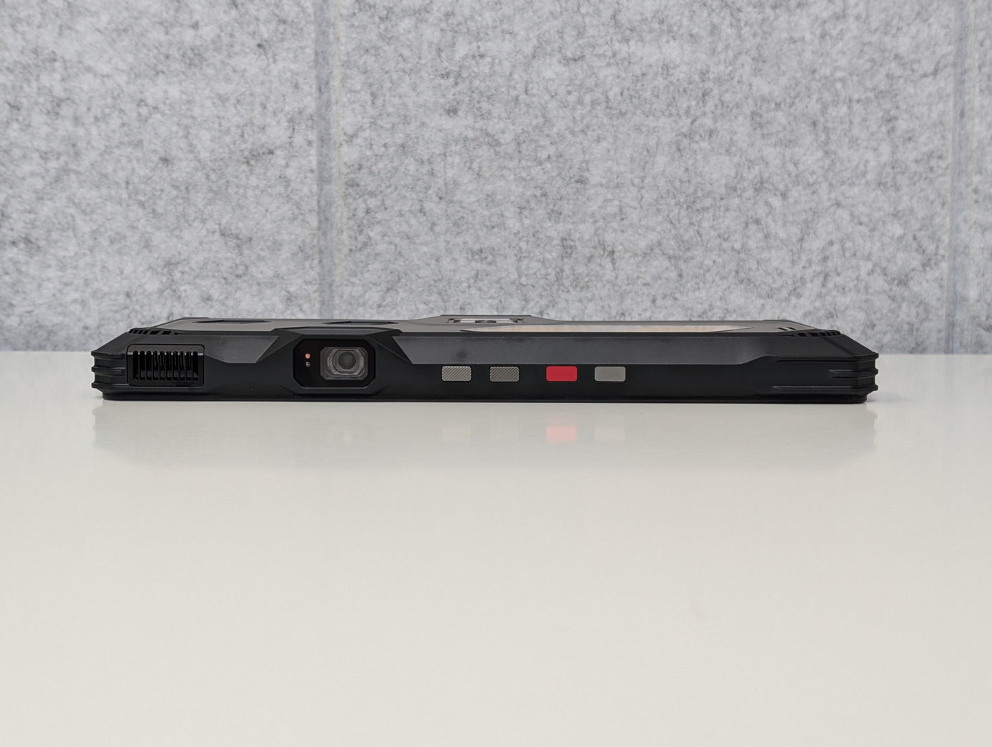 8849 TANK Pad Ultra OB-P12 - 16GB/512GB - USED