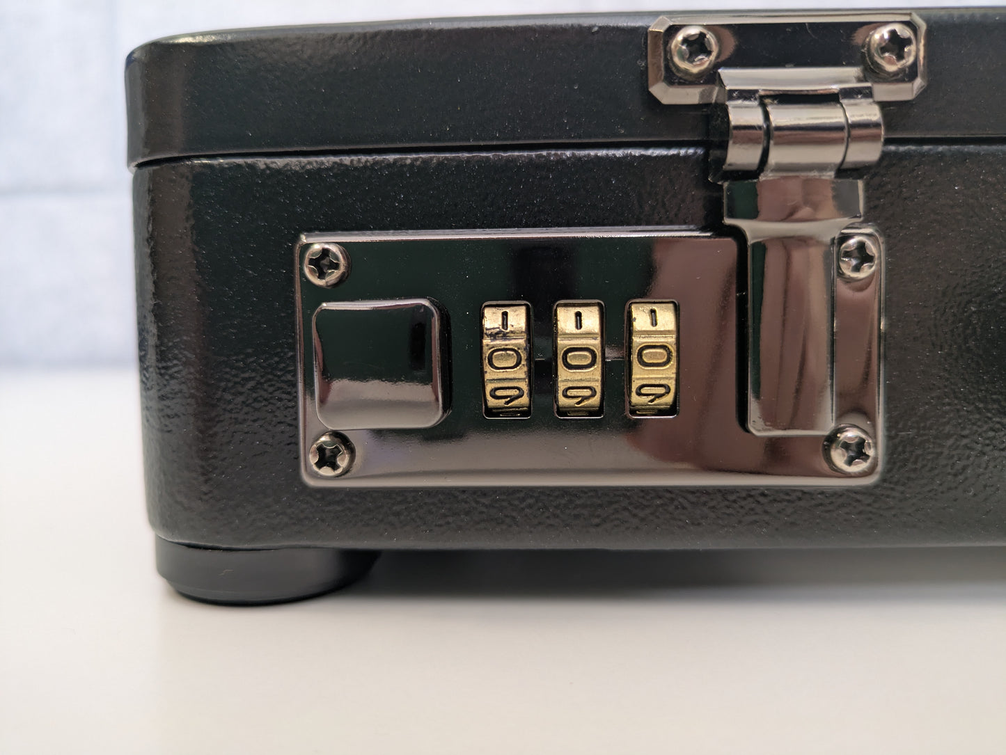 Pandora Box 3D Briefcase Arcade Machine