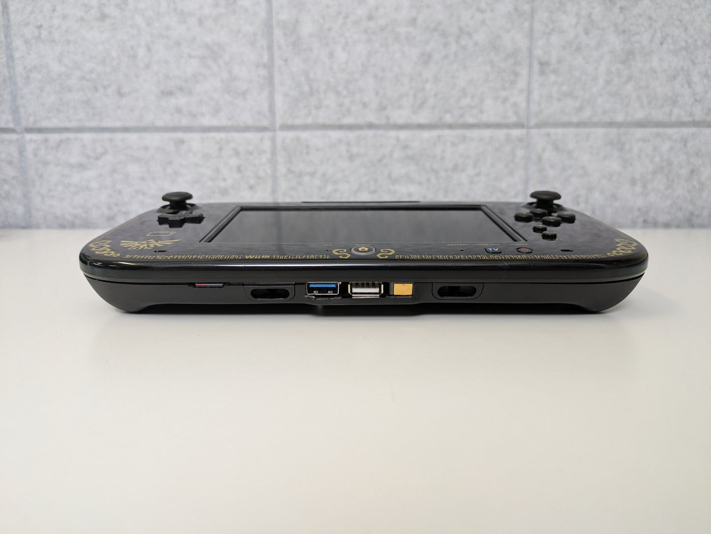 Nintendo Wii U GamePad w/ RetroPi on Raspberry Pi 4 - Custom Emulation Device - AS-IS