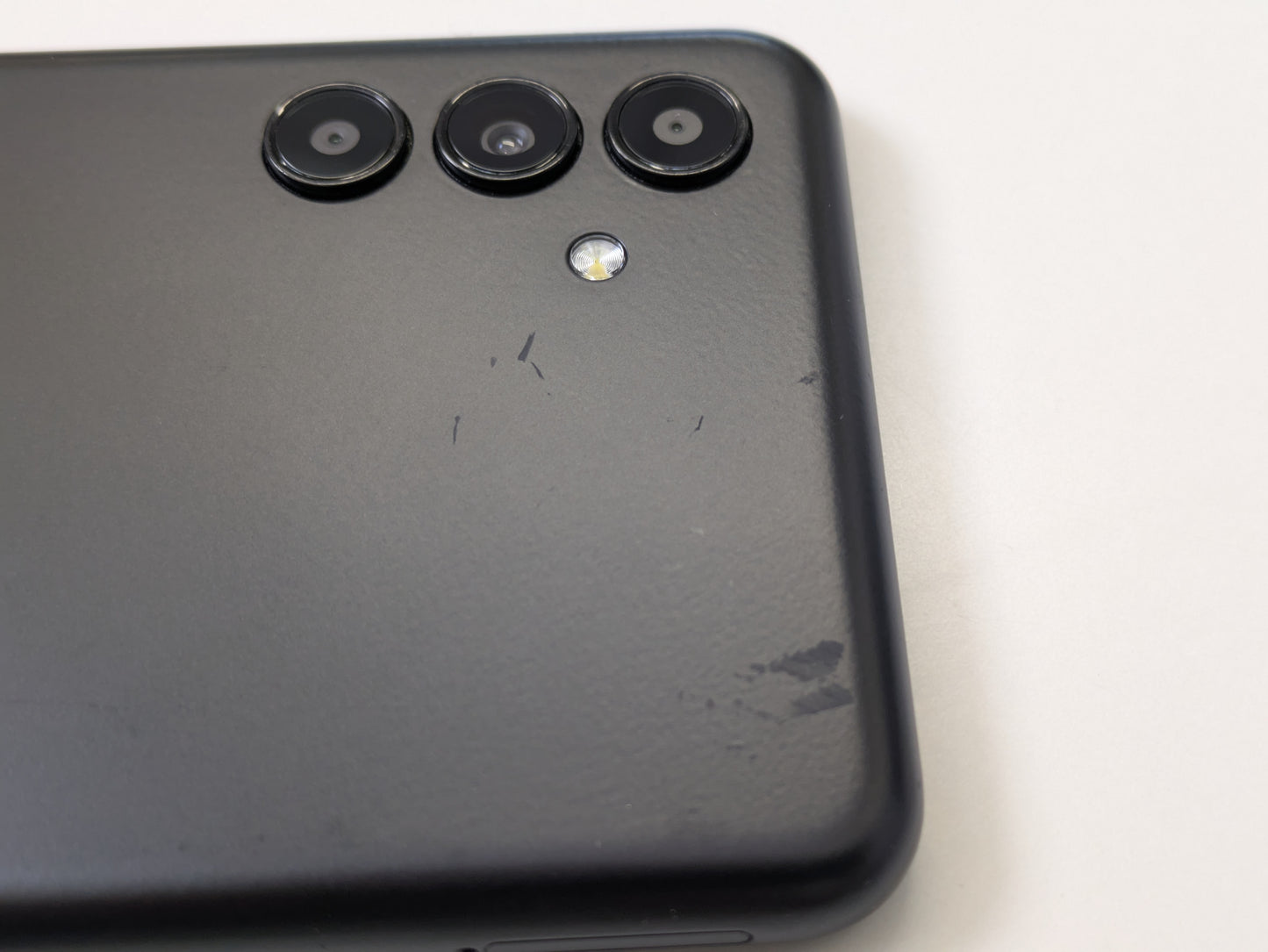 Samsung A13 5G - 64GB - Black - T-Mobile - USED