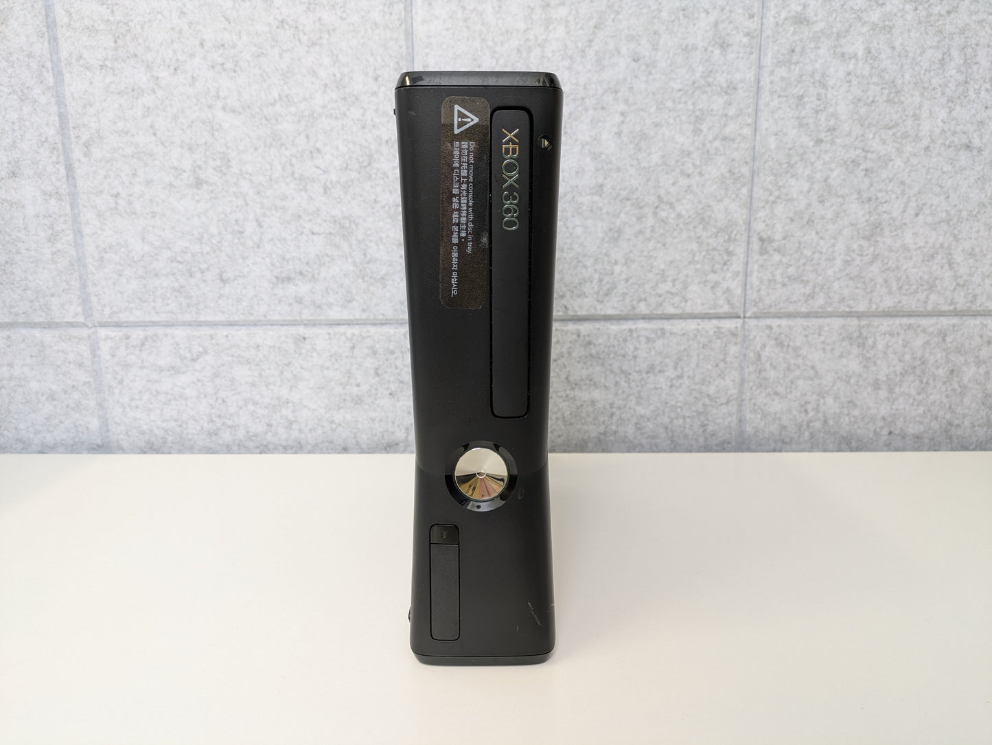 Microsoft Xbox 360 S (Hong Kong) - Ultimate Action Pack - 250GB - Black - COMPLETE IN BOX - Used