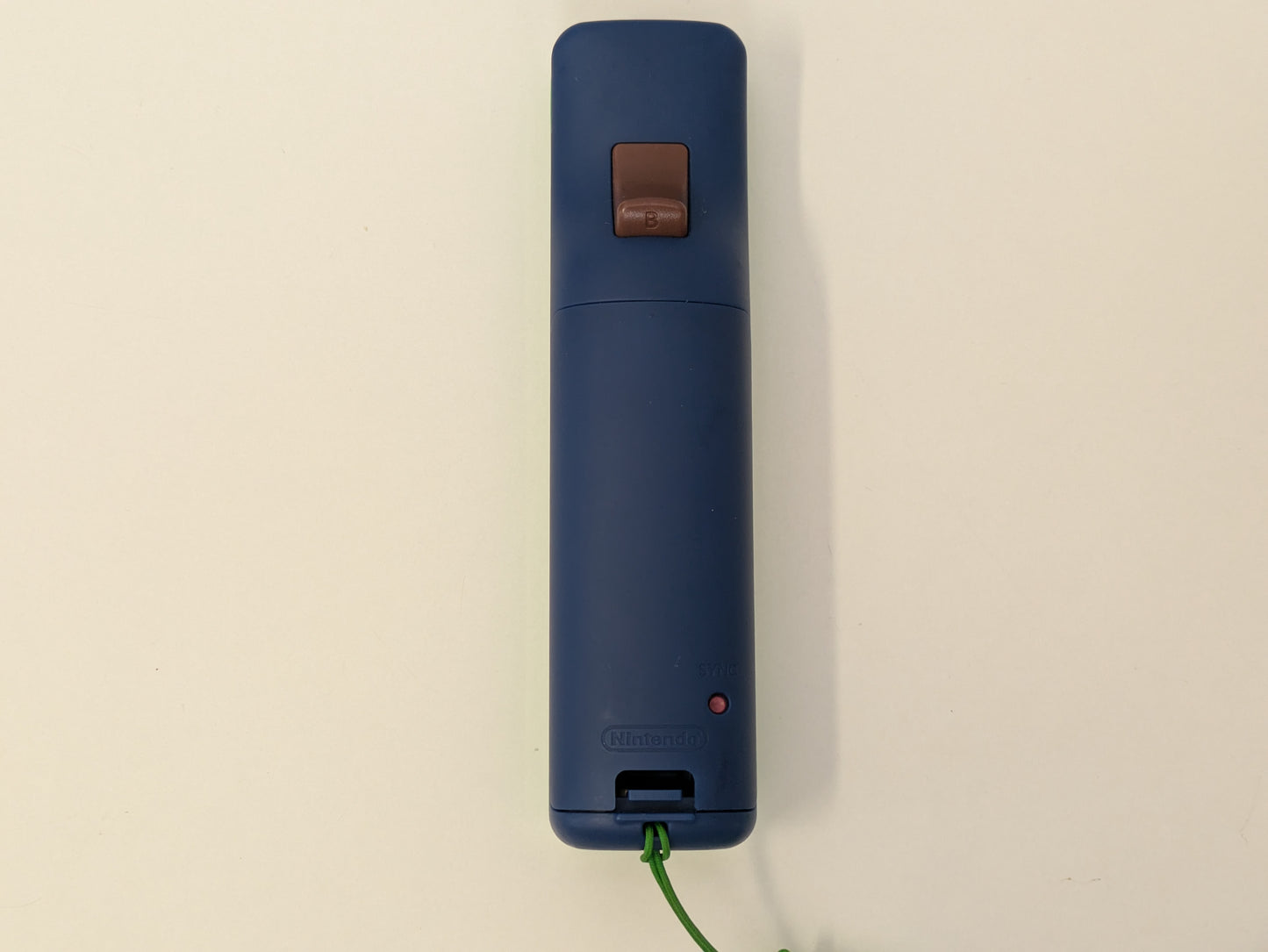 Nintendo Wii Motion Plus Remote Controller - Luigi Edition - NO POWER