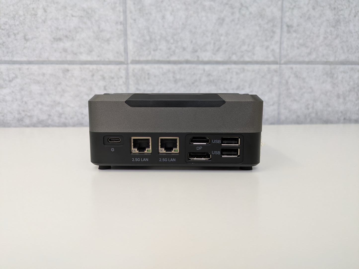 AceMagic AM18 Mini Gaming PC - Gray - 1TB SSD/32GB RAM - USED