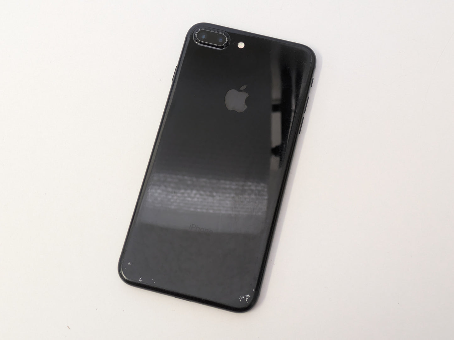 Apple iPhone 7 Plus - 128GB - Jet Black - Unlocked - USED