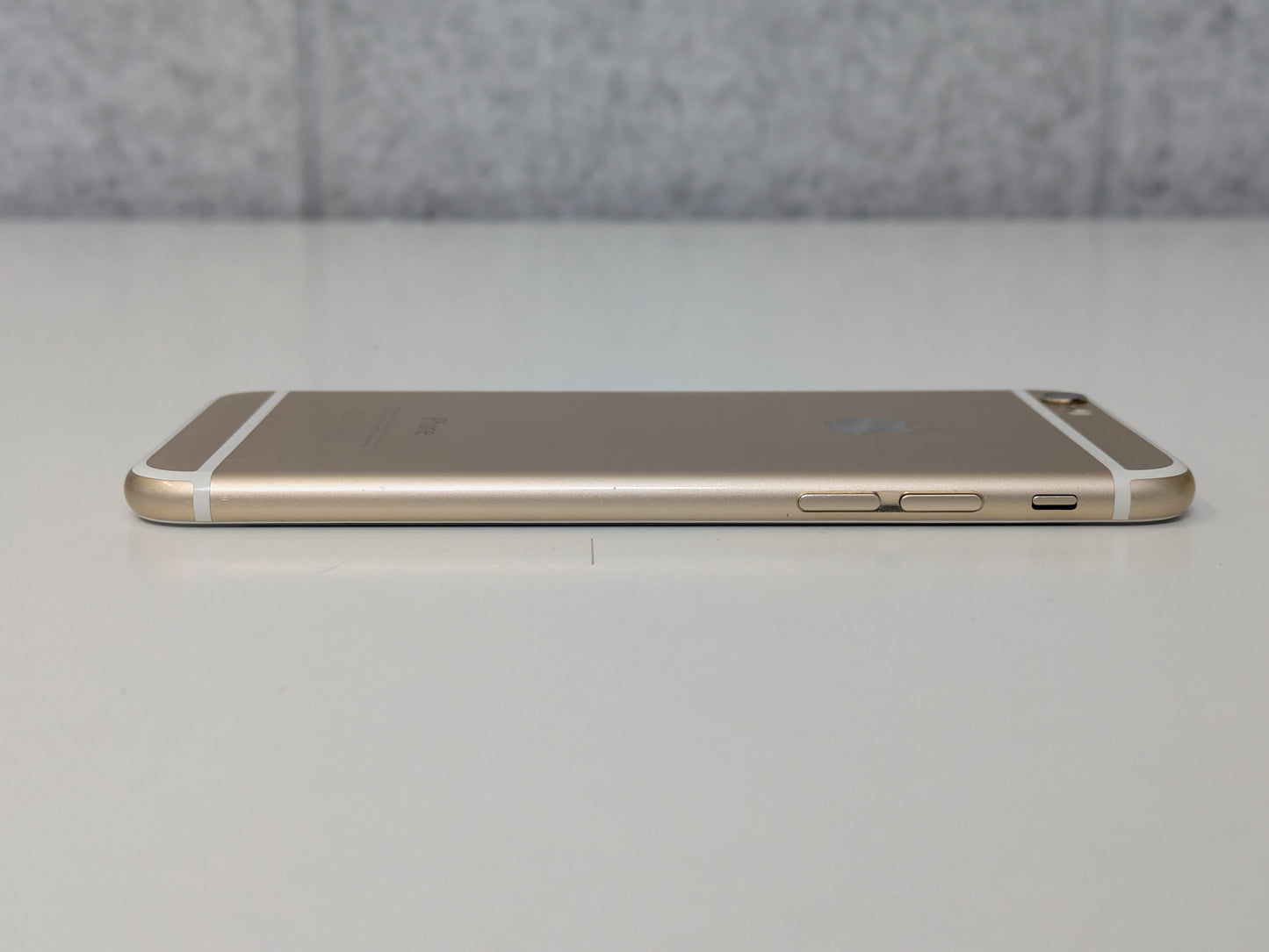 Apple iPhone 6 - 16GB - Gold - AT&T - USED