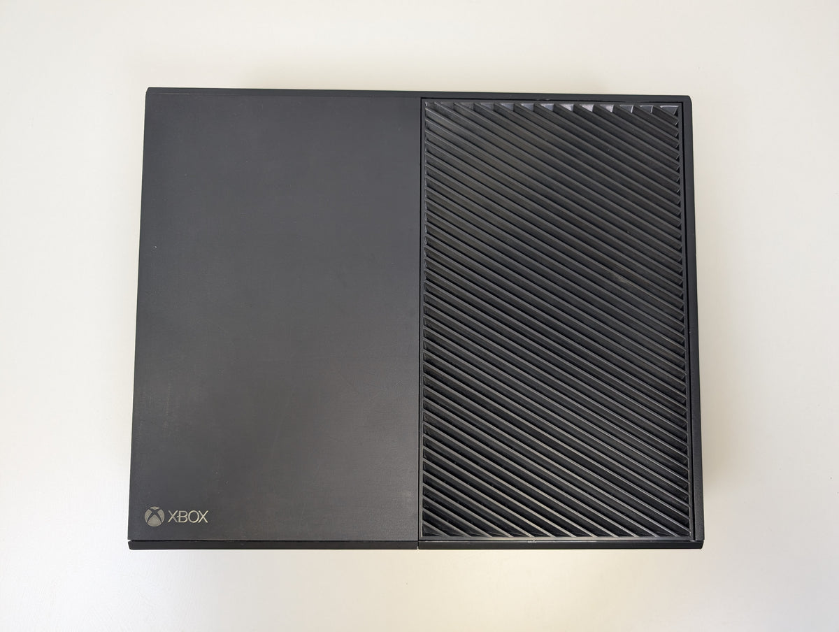 Microsoft Xbox One (console only) - Black - 500GB - USED