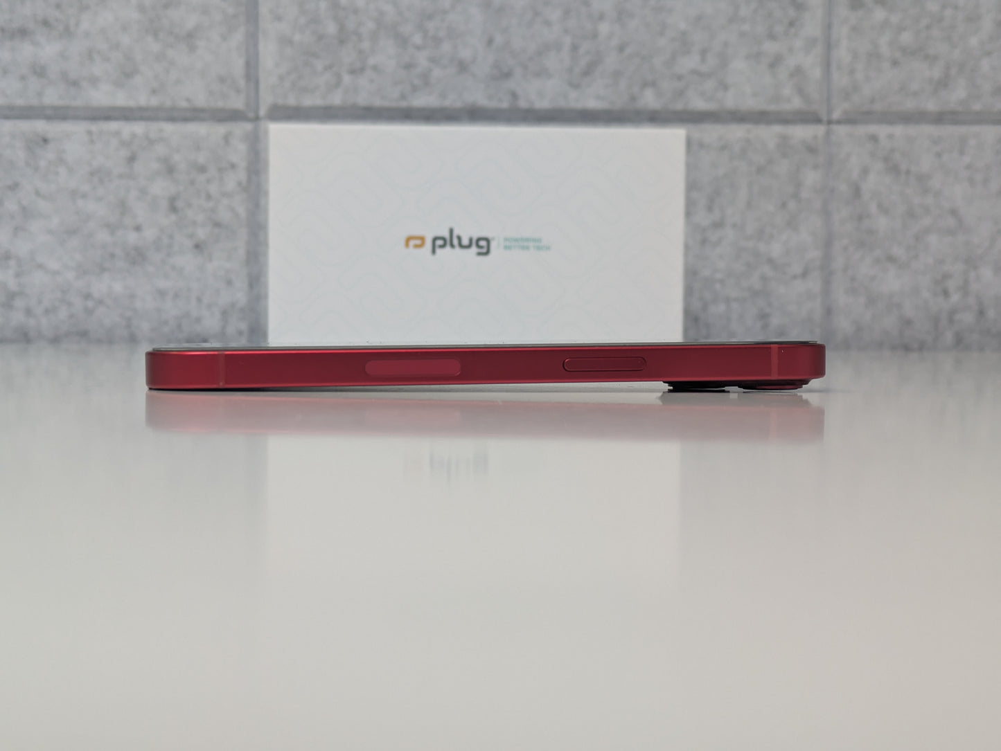 Apple iPhone 13 - 128GB - Product RED - Unlocked - USED