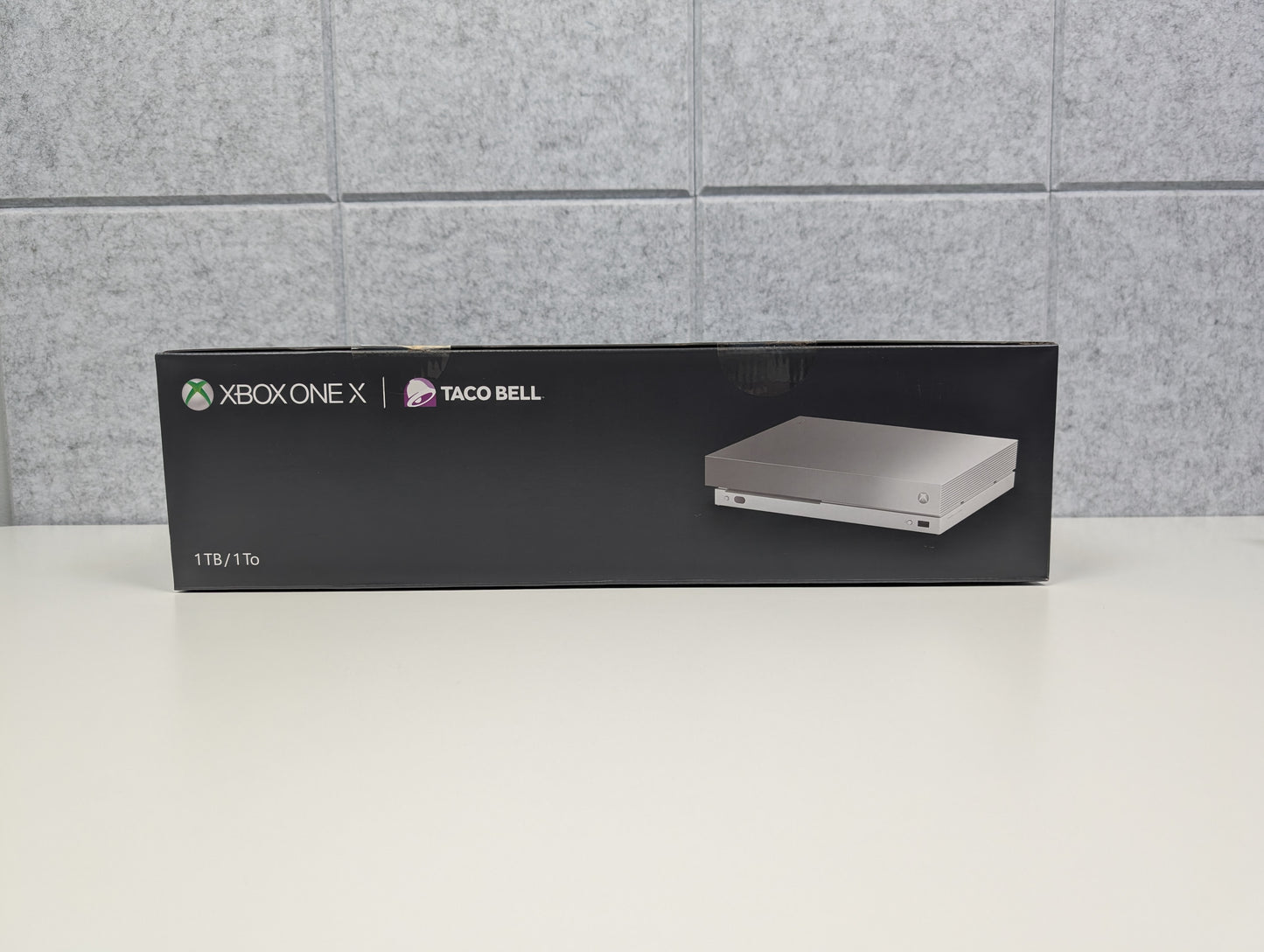 Microsoft Xbox One X - TACO BELL LTD. ED. Silver/White - 1TB - OPEN BOX
