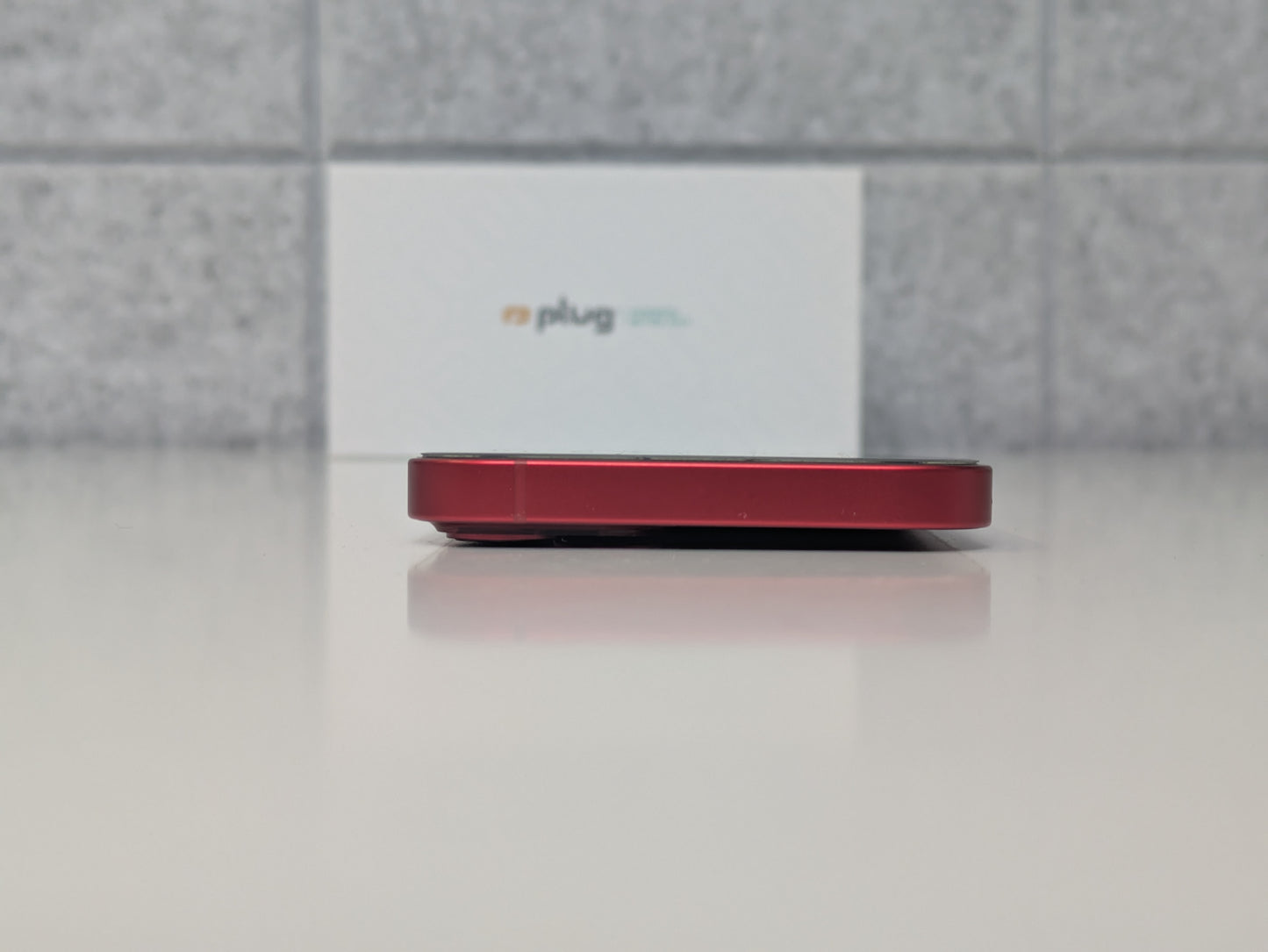 Apple iPhone 13 - 128GB - Product RED - Unlocked - USED