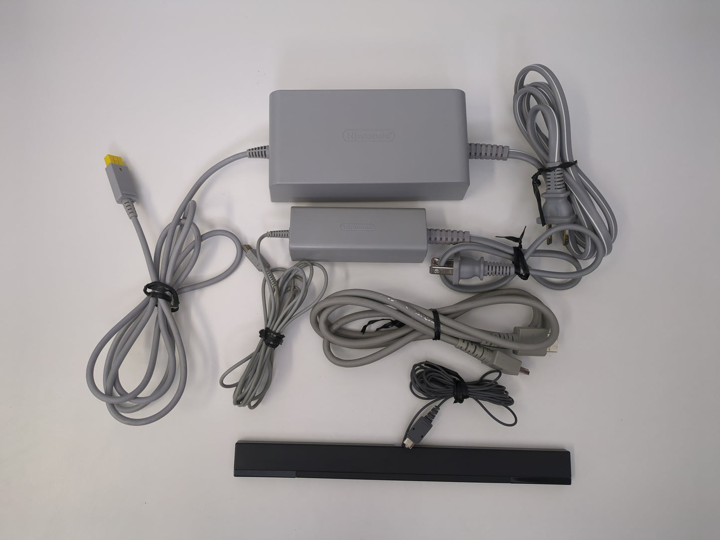 Nintendo Wii U Black w/ GamePad and accessories - GameStop Refurbished - Used