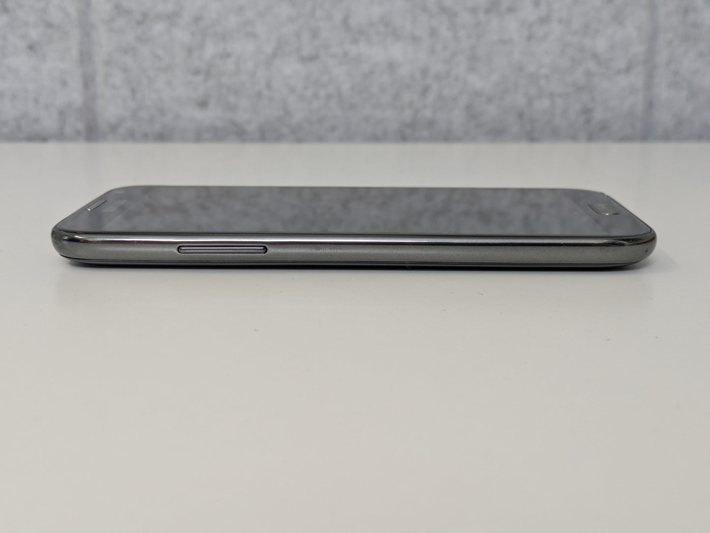 Samsung Galaxy Note II - 16GB - Titanium Gray - Verizon - USED