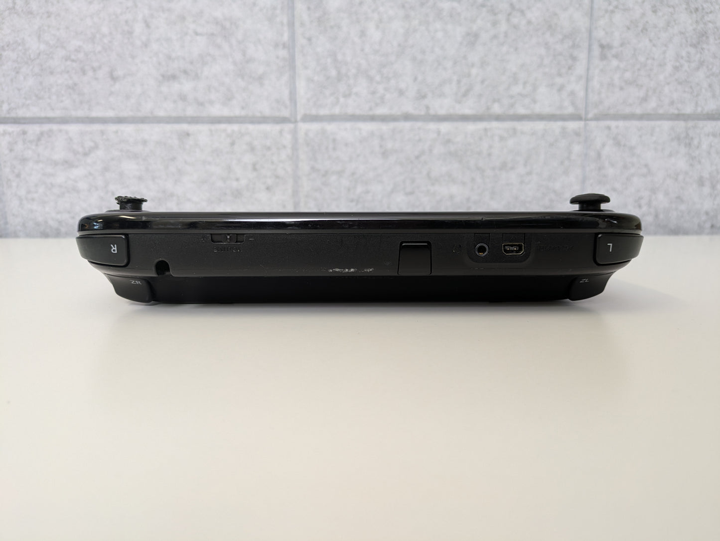 Nintendo Wii U GamePad - Black - GAMEPAD ONLY - Used